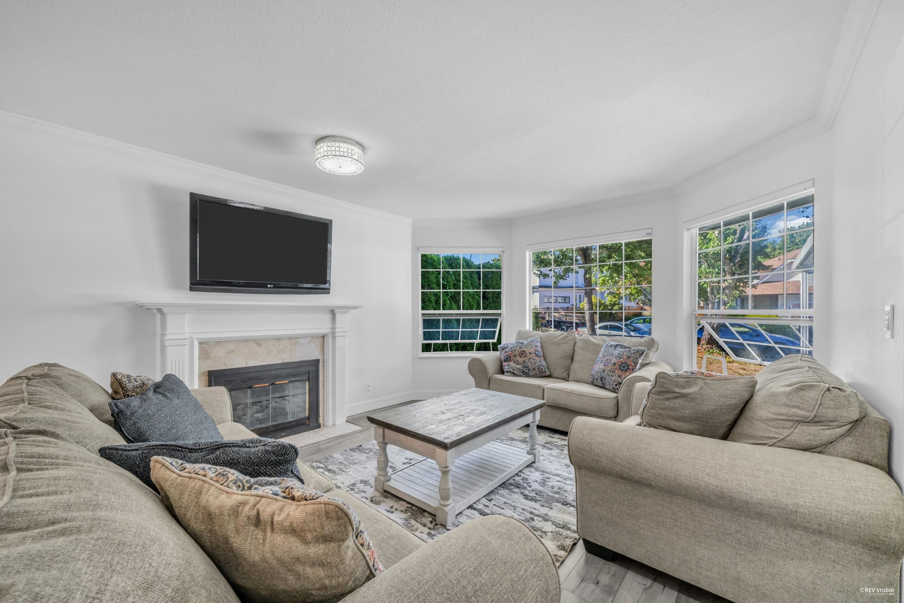 13330 59b Avenue, Surrey, V3X 2N6 — photo 3