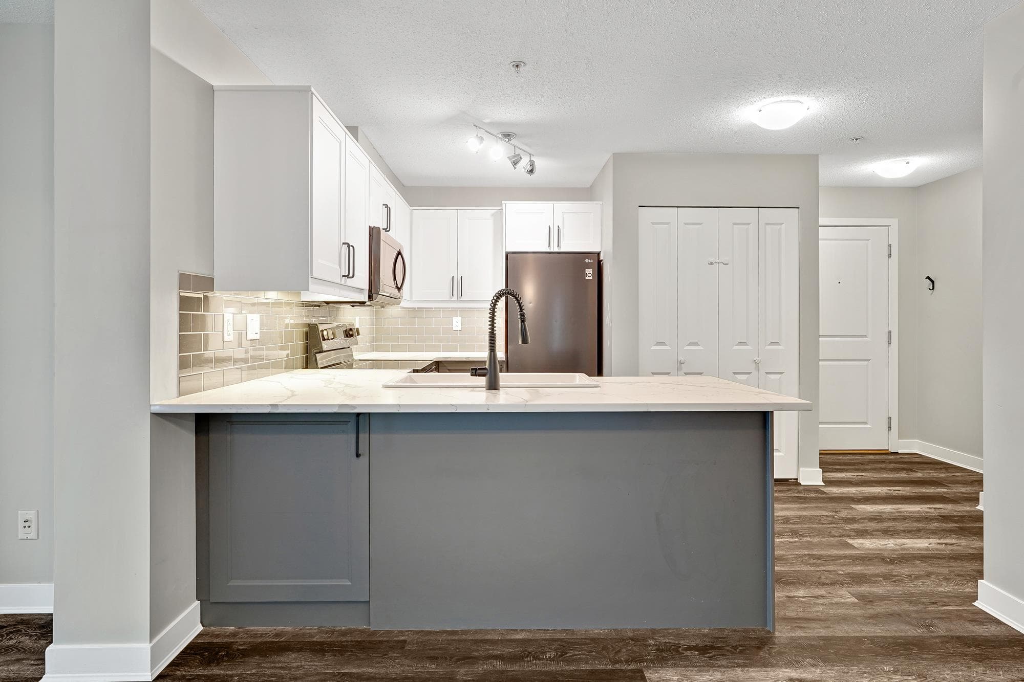 D210 - 8929 202 Street, Langley, V1M 0B4 — photo 2