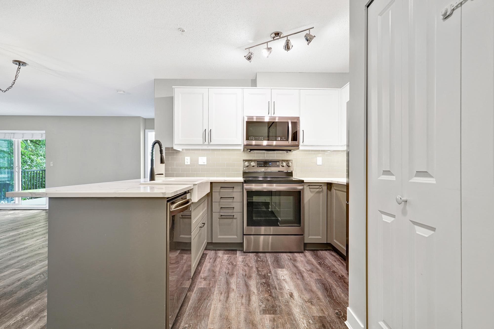 D210 - 8929 202 Street, Langley, V1M 0B4 — photo 3