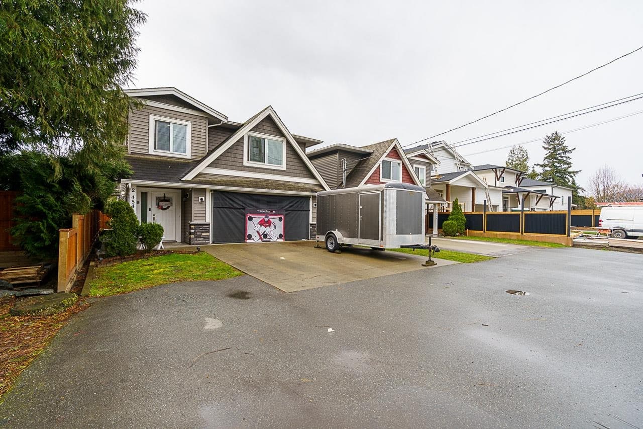 2 - 45466 Wells Road, Chilliwack, V2R 1G6 — photo 3