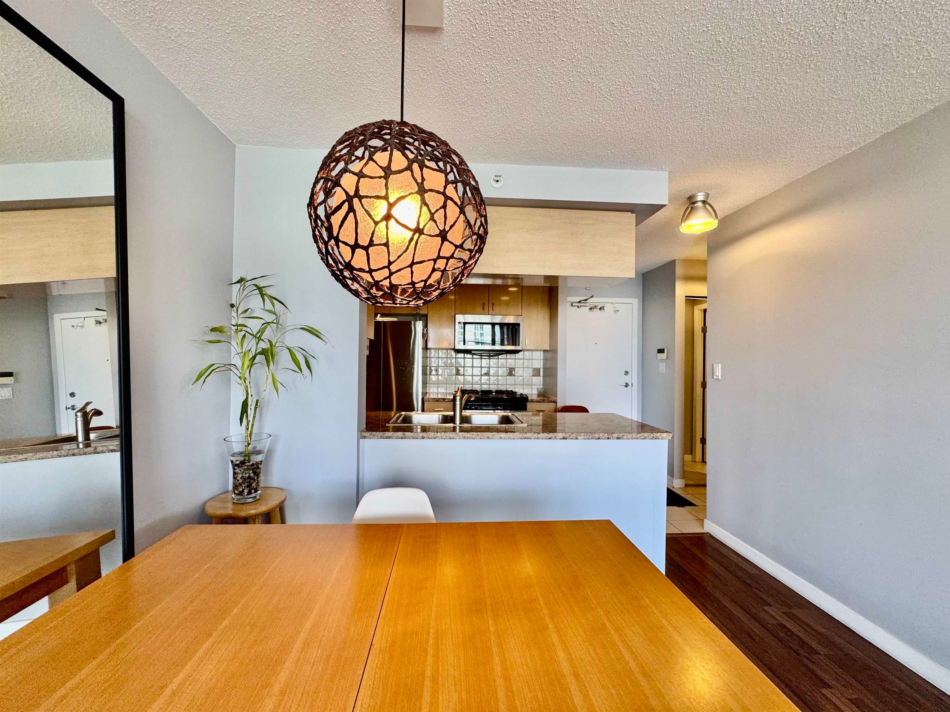 3202 - 1033 Marinaside Crescent, Vancouver, V6Z 3A3 — photo 4