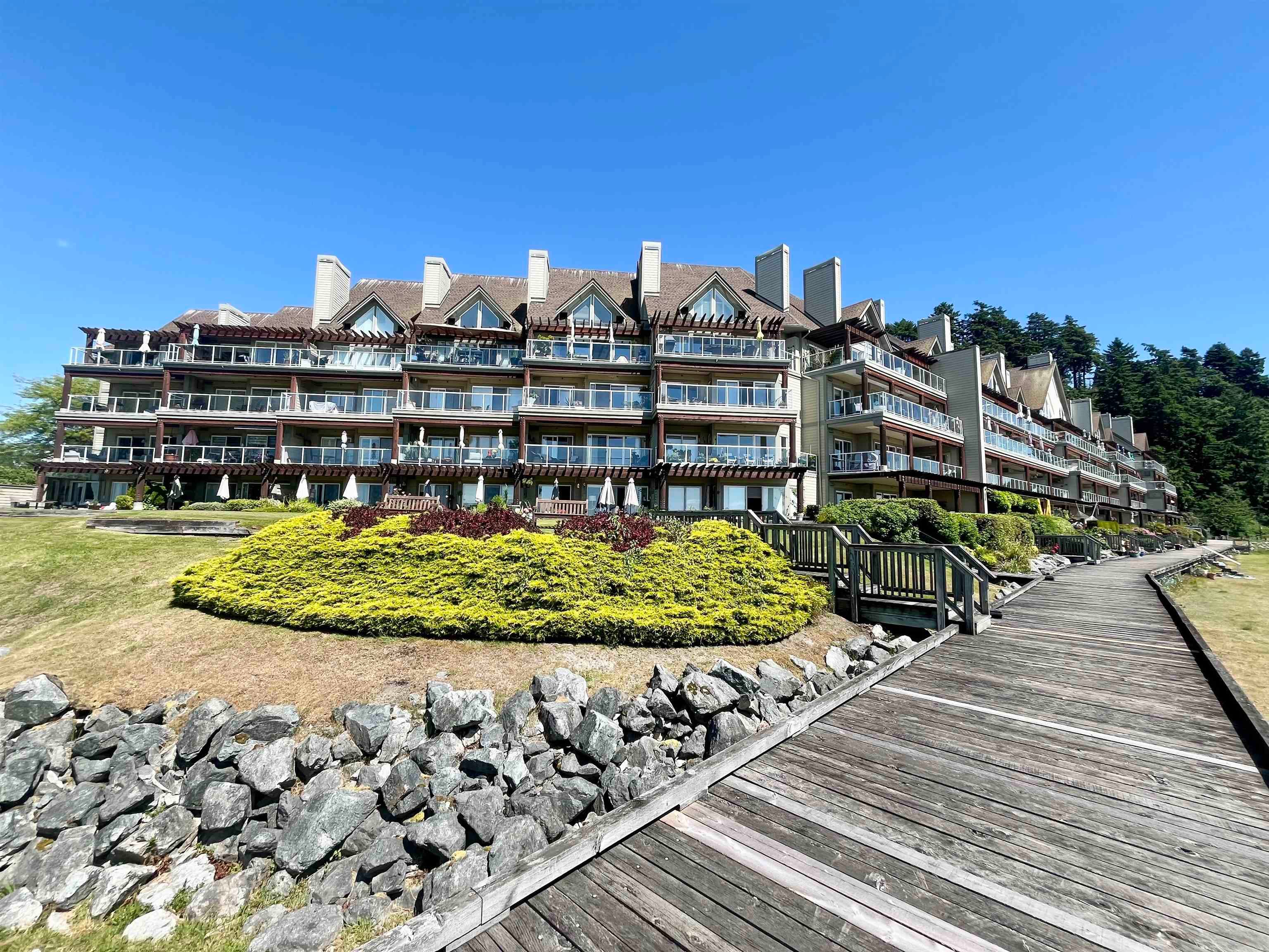 207 - 1120 Tsatsu Shores Drive, Tsawwassen, V4M 4G3 — photo 4