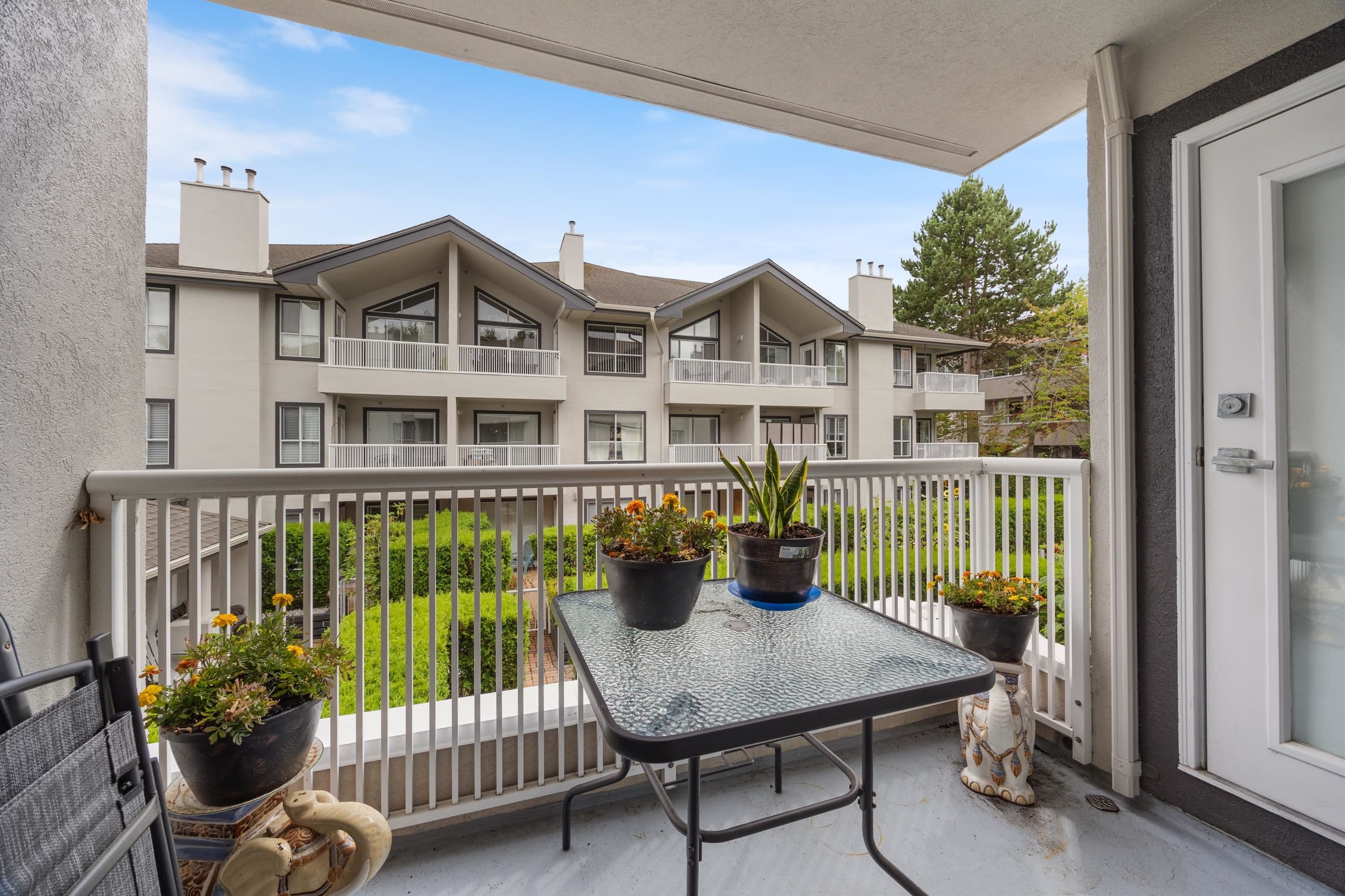 208 - 15272 20 Avenue, Surrey, V4A 2A3 — photo 2