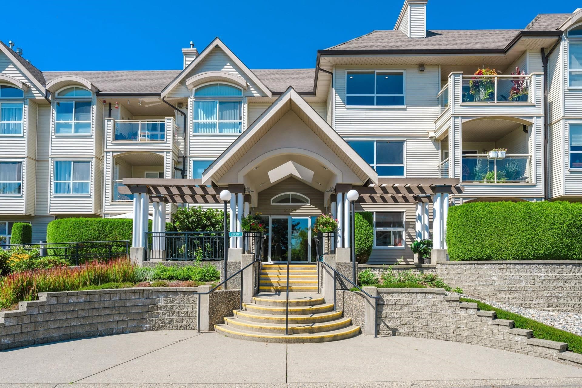 305 - 20381 96 Avenue, Langley, V1M 2L1 — photo 2