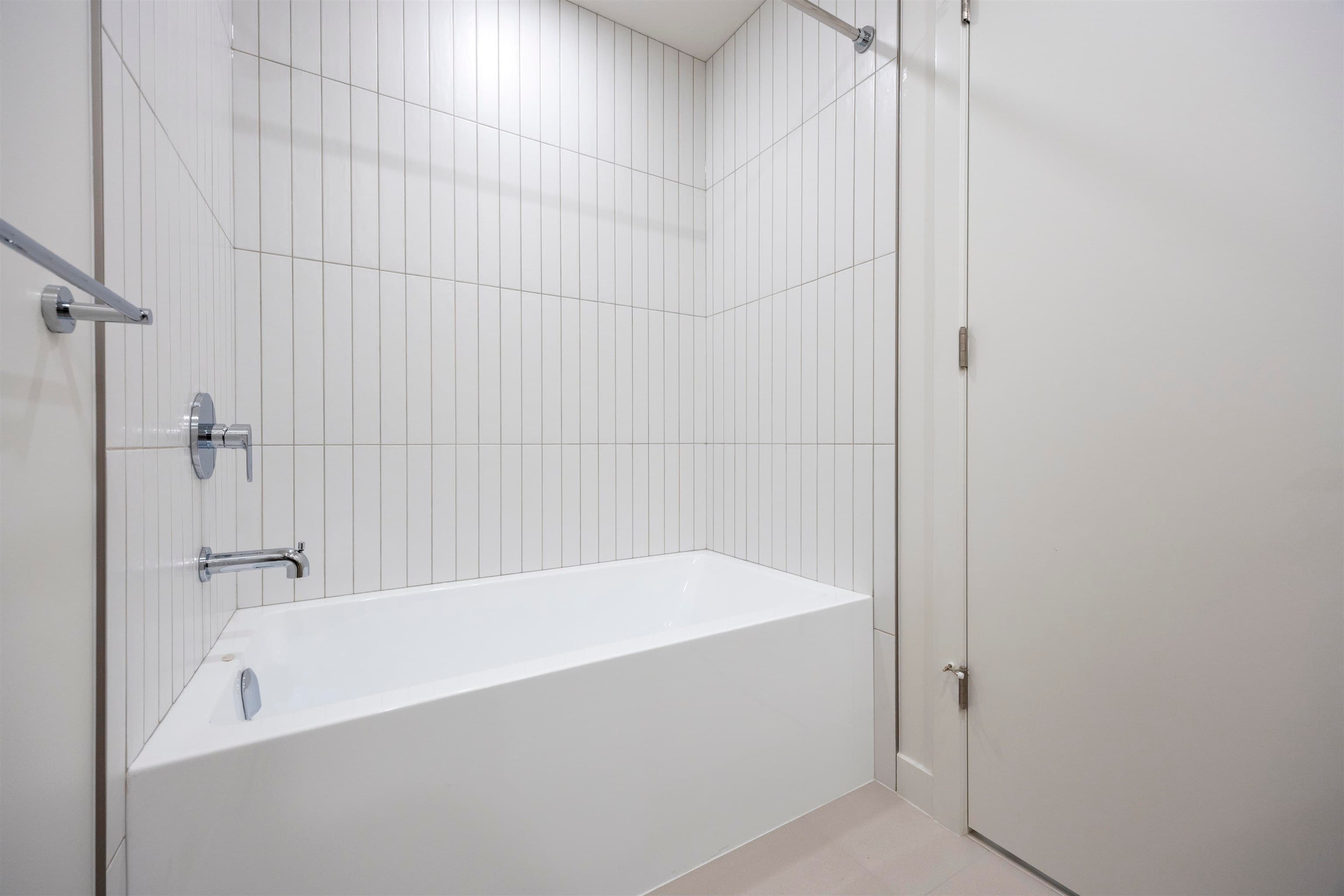 3705 - 537 Cottonwood Avenue, Coquitlam, V3J 0S4 — photo 5