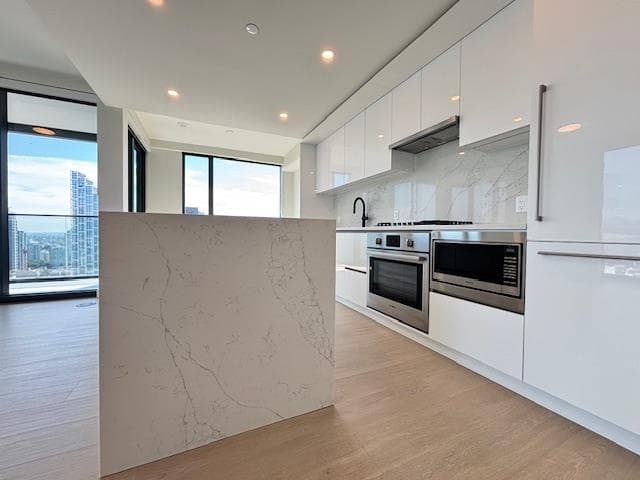 2808 - 5987 Wilson Avenue, Burnaby, V5H 2R3 — photo 3