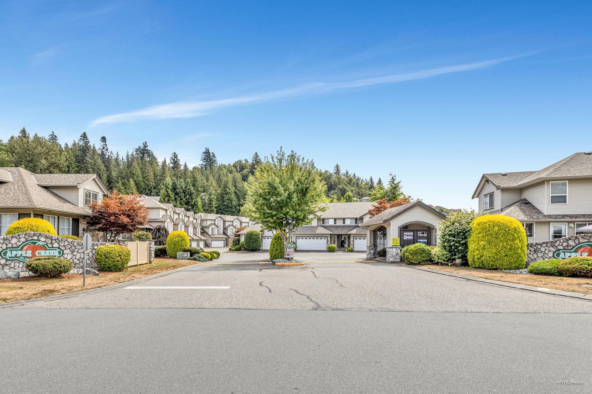 101 - 46360 Valleyview Road, Chilliwack, V2R 5L7 — photo 2