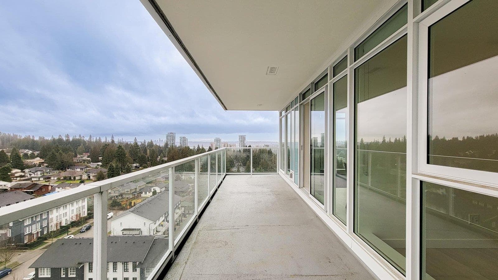 1209 - 525 Foster Avenue, Coquitlam, V3J 0H6 — photo 3