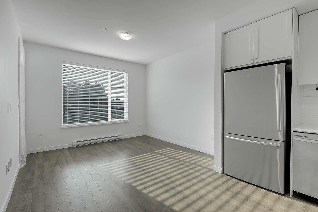 308 - 13623 81a Avenue, Surrey, V3W 3N7 — photo 2