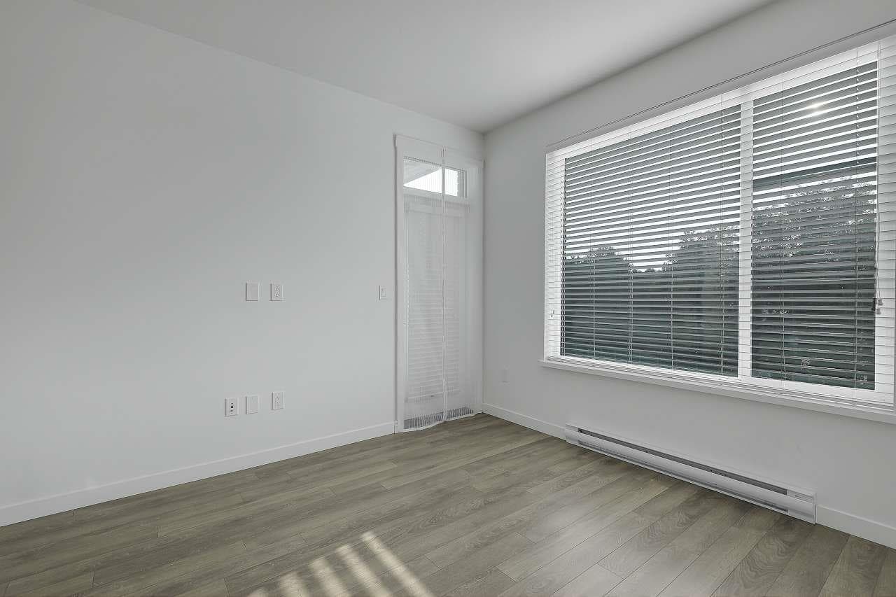 308 - 13623 81a Avenue, Surrey, V3W 3N7 — photo 5
