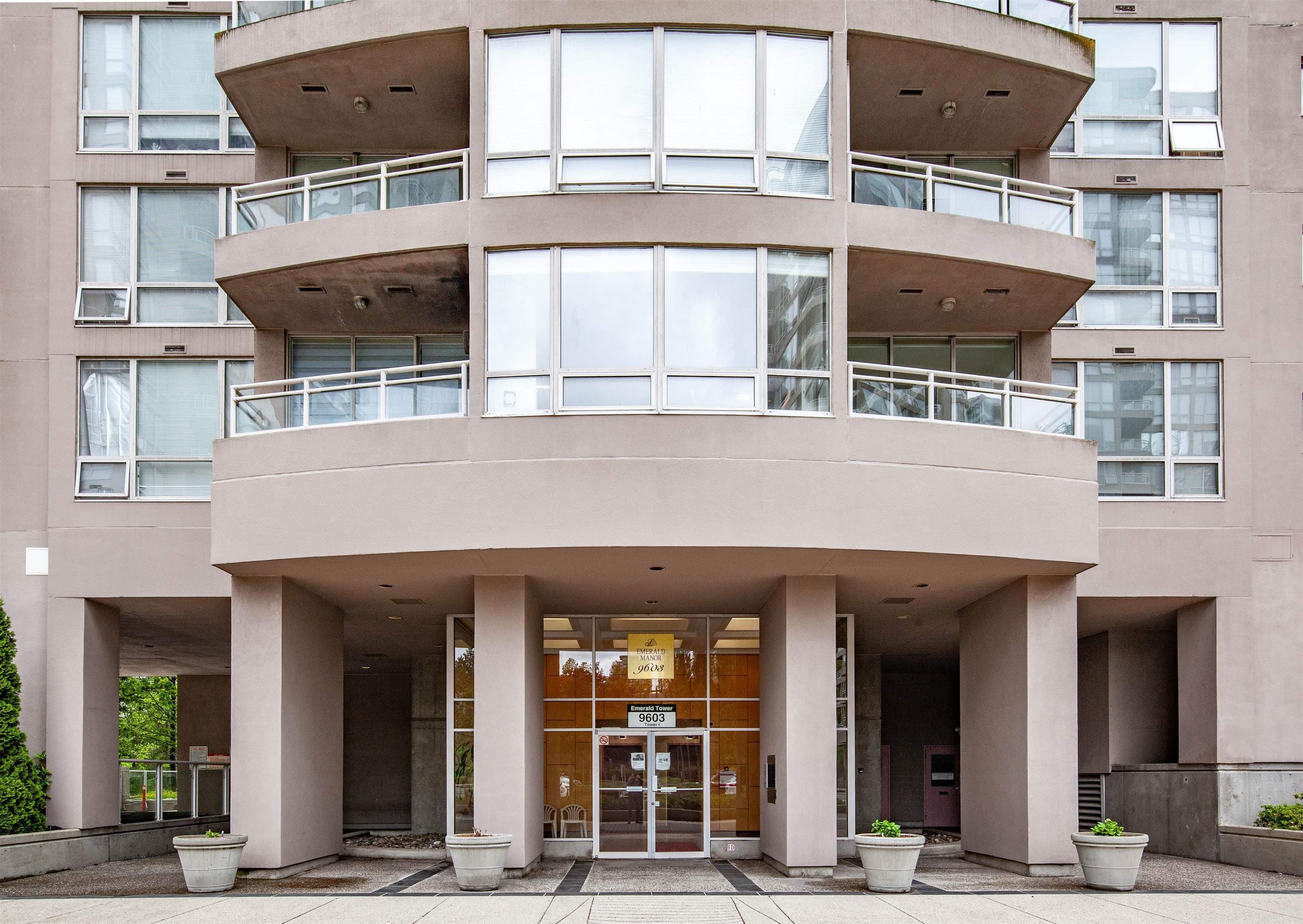 9603 Manchester Drive, Burnaby, V3N 4Y7 — photo 1