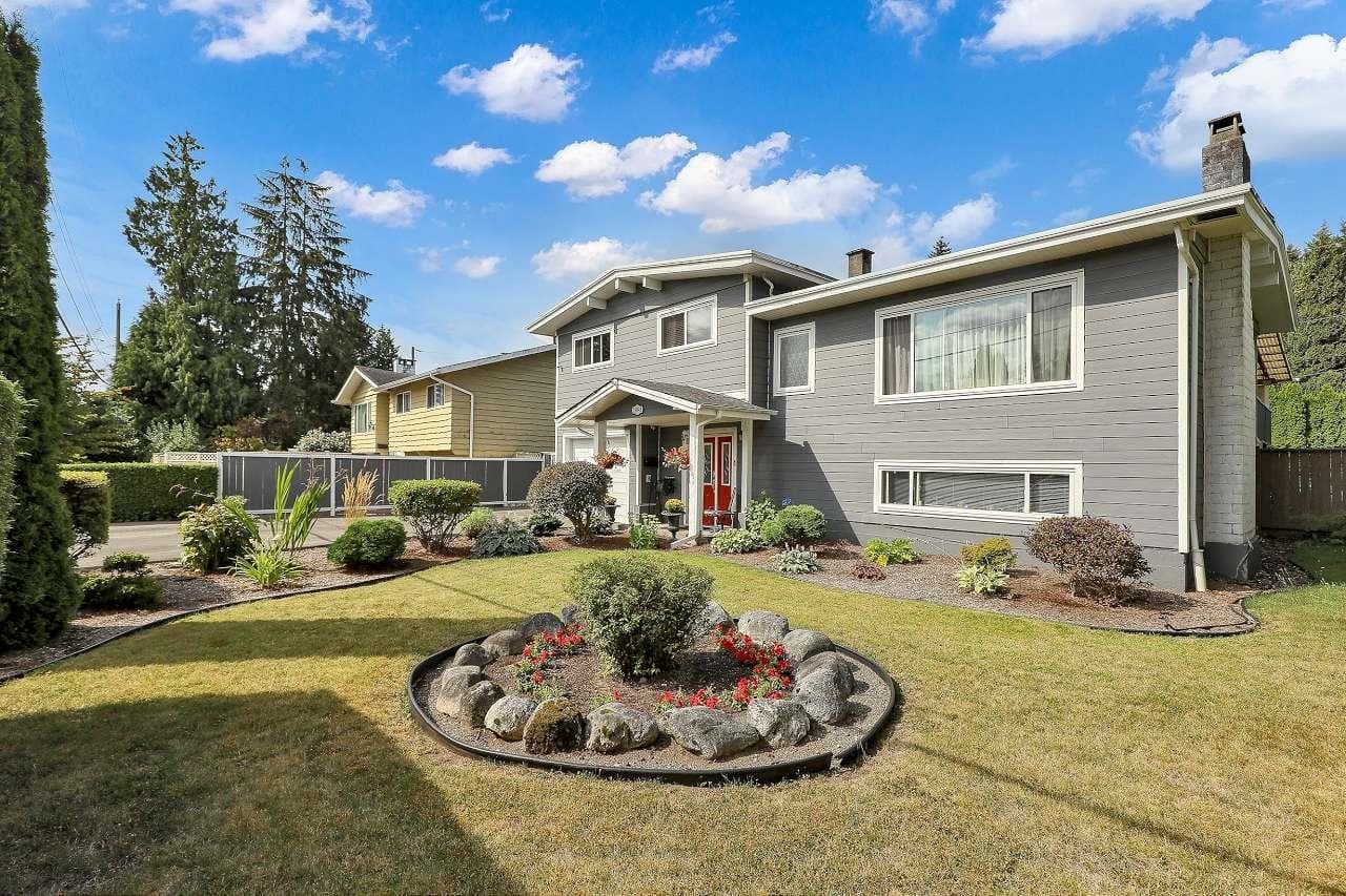 10941 152nd Street, Surrey, V3R 4H5 — photo 2