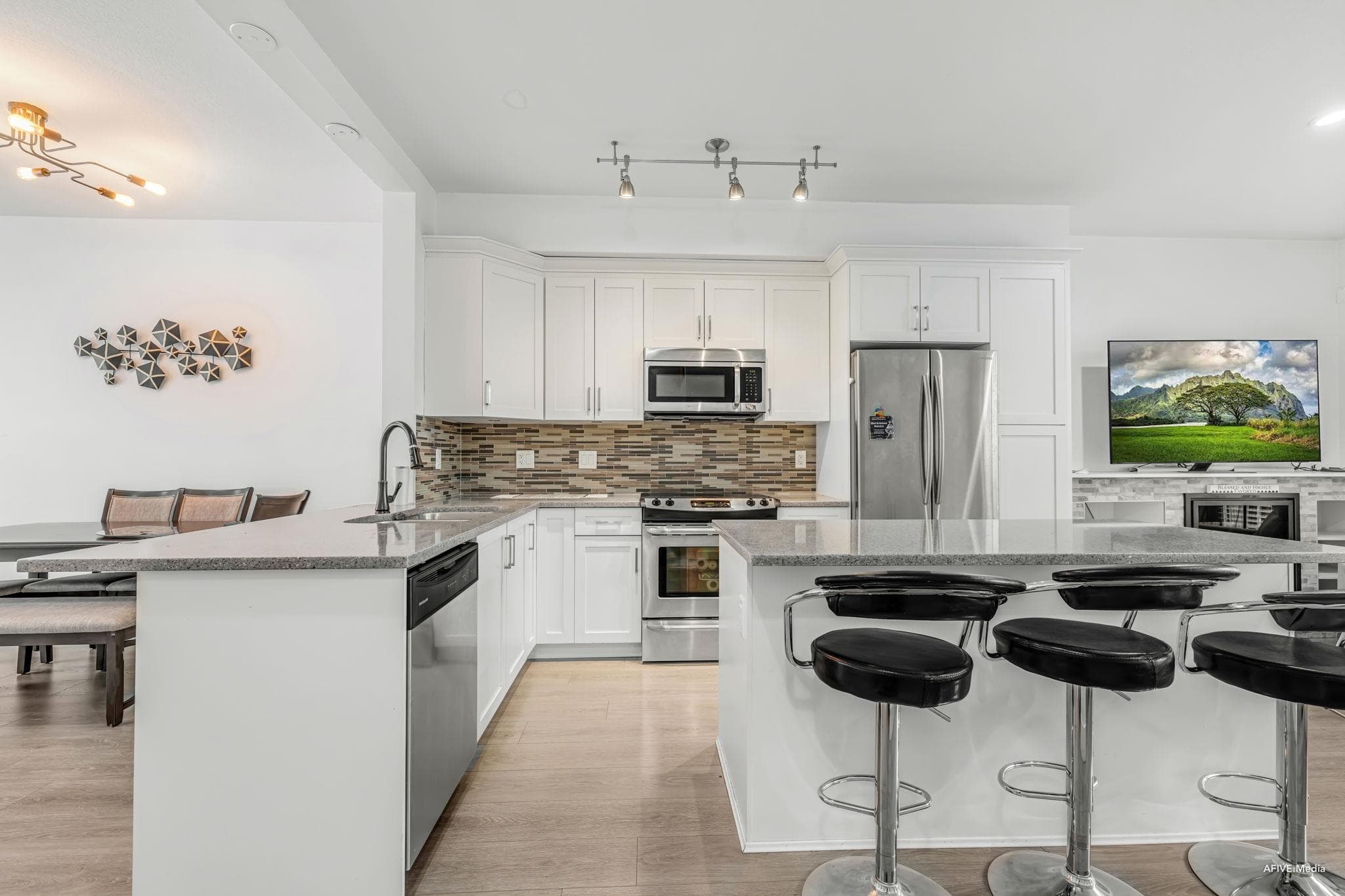 114 - 19525 73 Avenue, Surrey, V4N 6L7 — photo 4