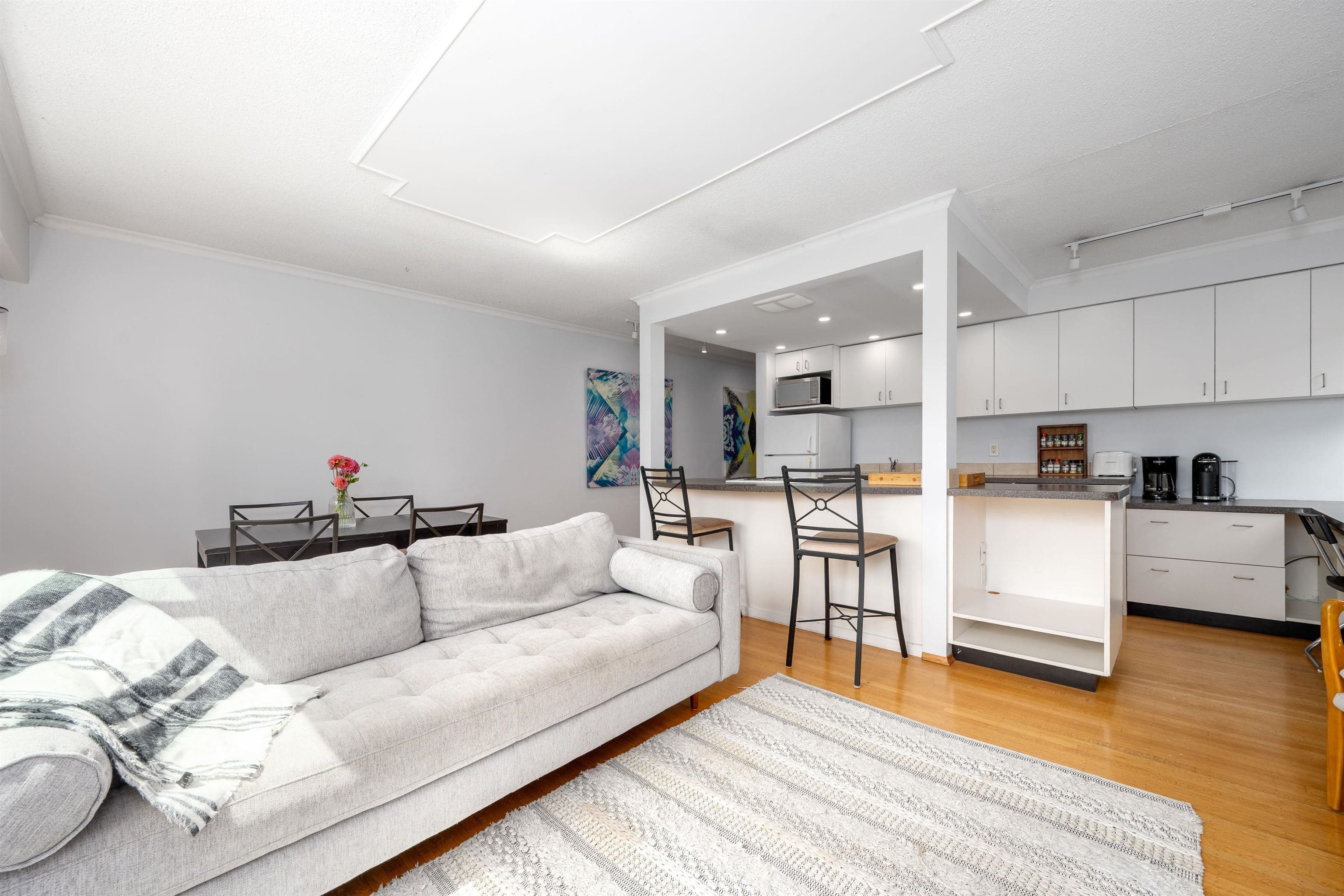 8 - 1235 W 10th Avenue, Vancouver, V6H 1J5 — photo 5