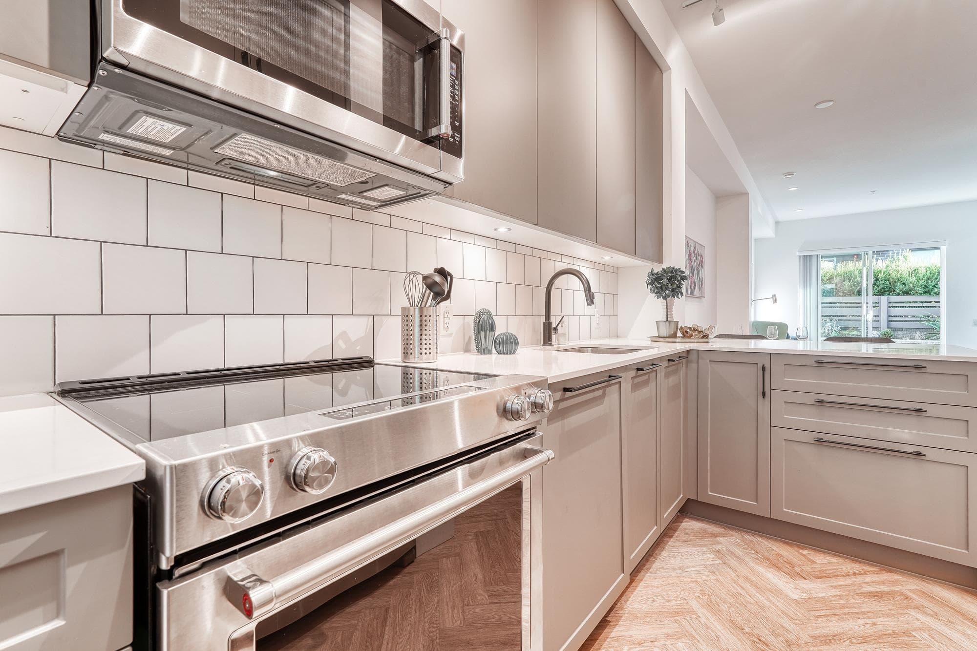 13 - 9735 University Crescent, Burnaby — sold