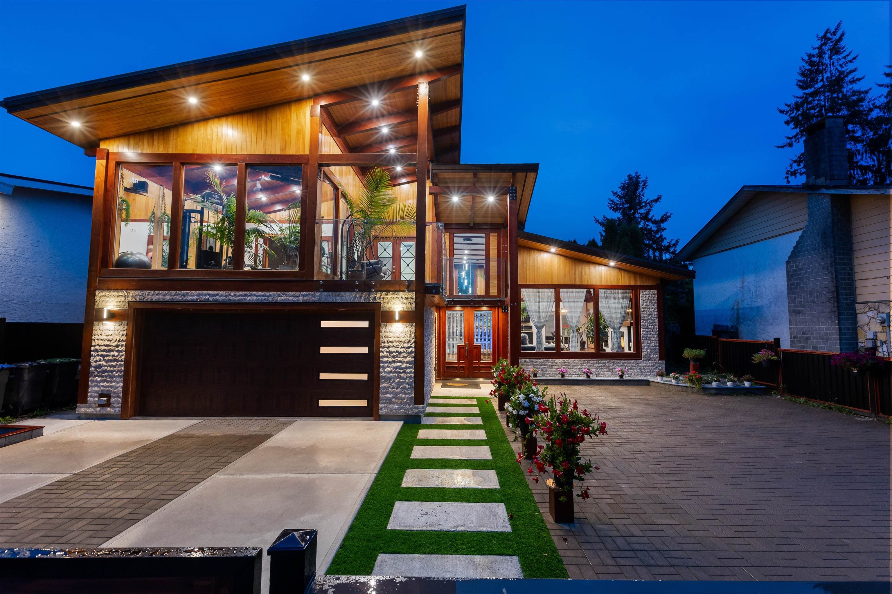 852 Wright Avenue, Port Coquitlam — sold