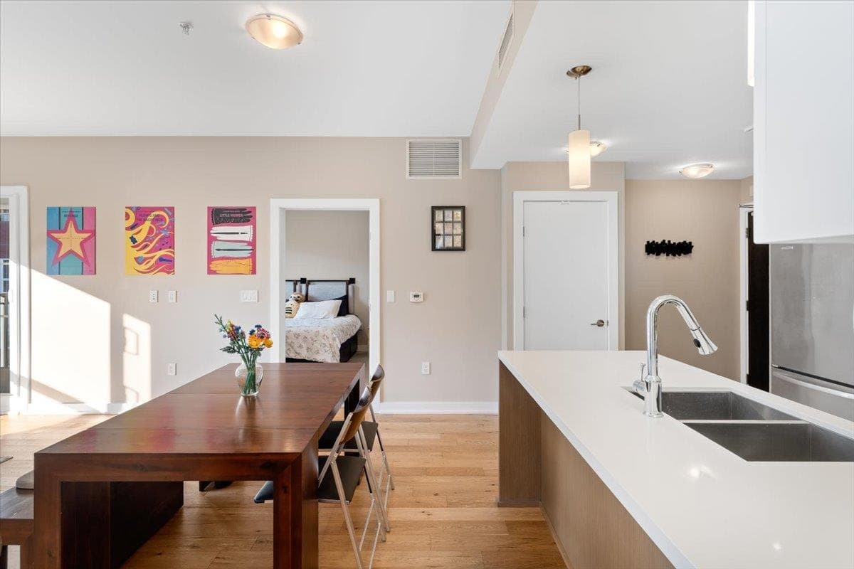 525 - 5399 Cedarbridge Way, Richmond, V6X 0L6 — photo 1