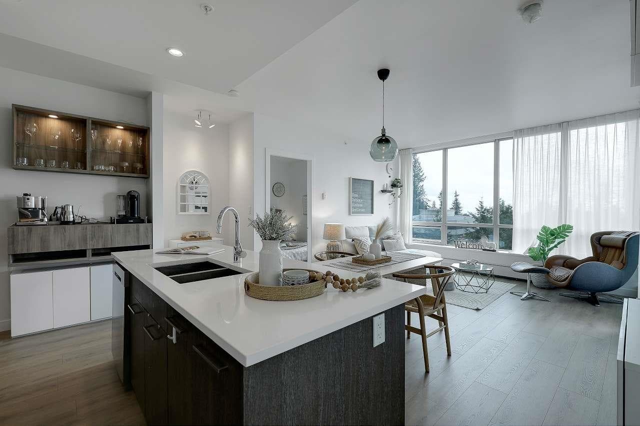 803 - 9060 University Crescent, Burnaby, V5A 0E1 — photo 2