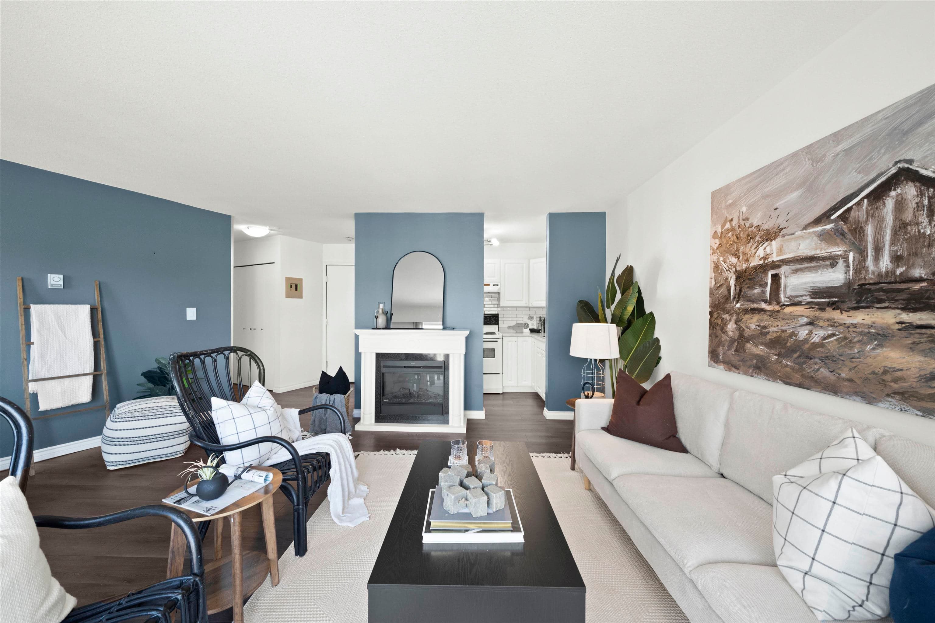 203 - 2244 Mcgill Street, Vancouver, V5L 1C4 — photo 2