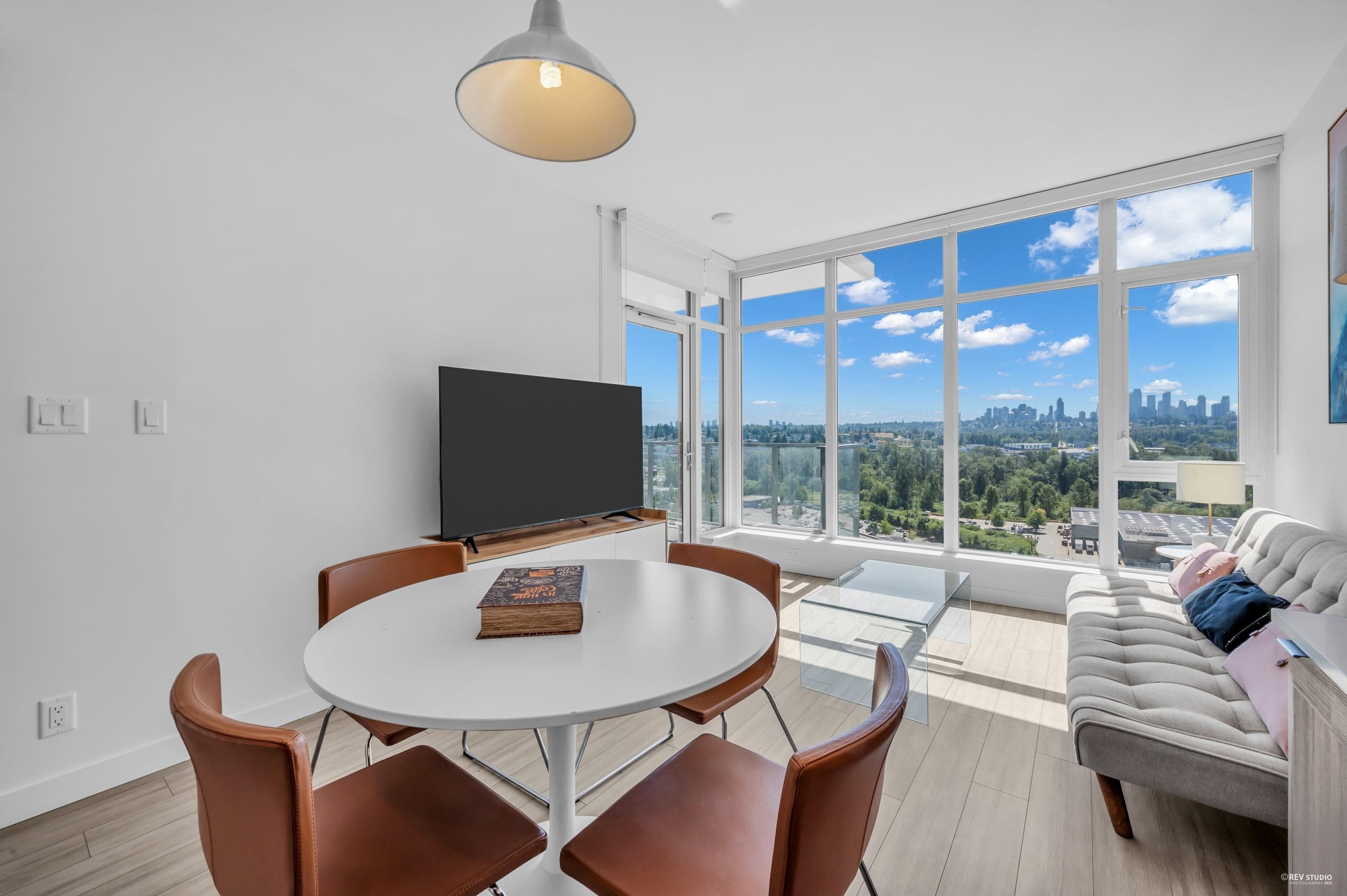 1709 - 2351 Beta Avenue, Burnaby