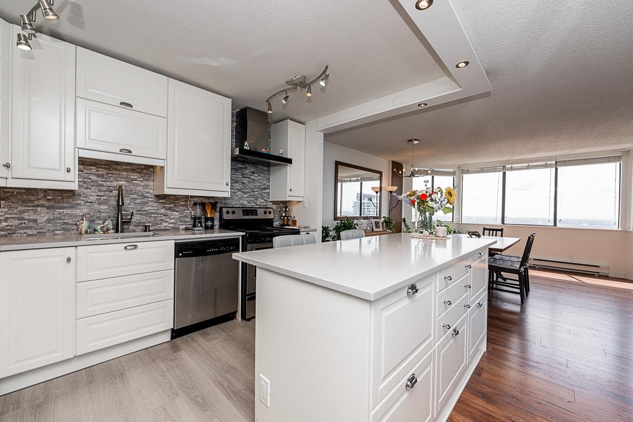 2505 - 6540 Burlington Avenue, Burnaby, V5H 4G3 — photo 5