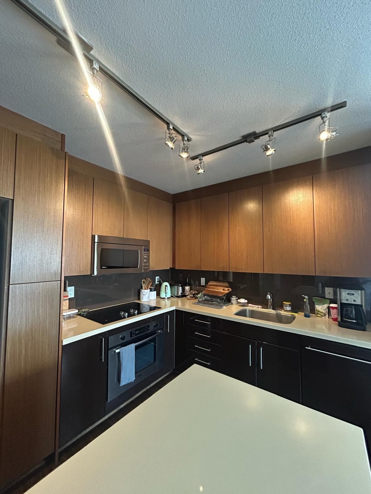 907 - 1833 Crowe Street, Vancouver, V5Y 0A2 — photo 2