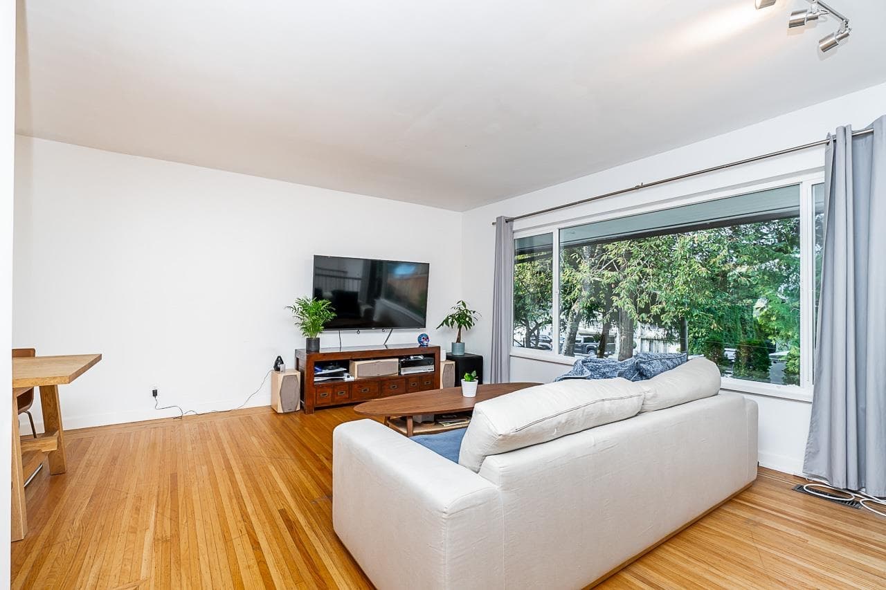 14456 115 Avenue, Surrey, V3R 2R2 — photo 4