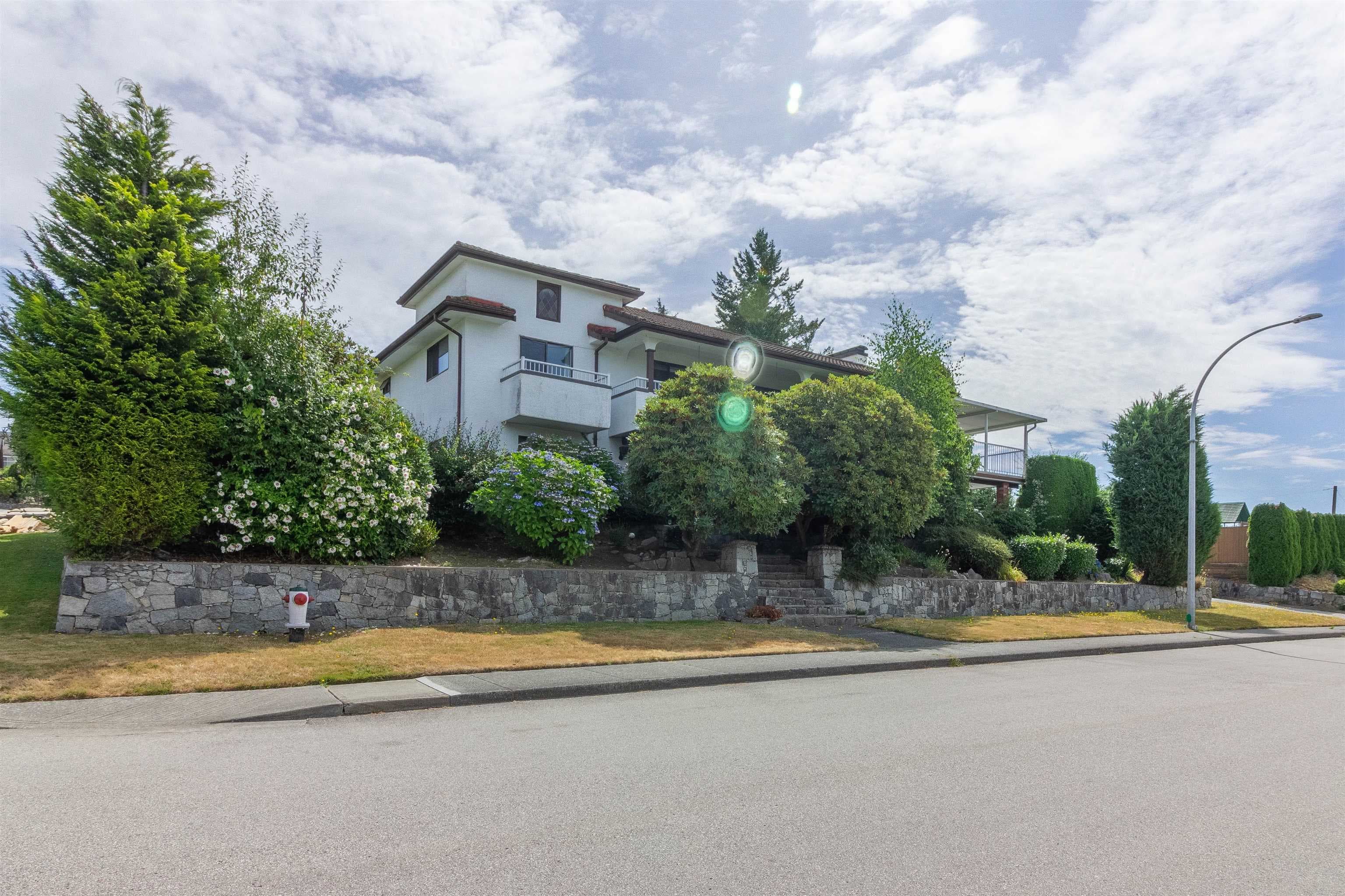 1450 Howard Avenue, Burnaby