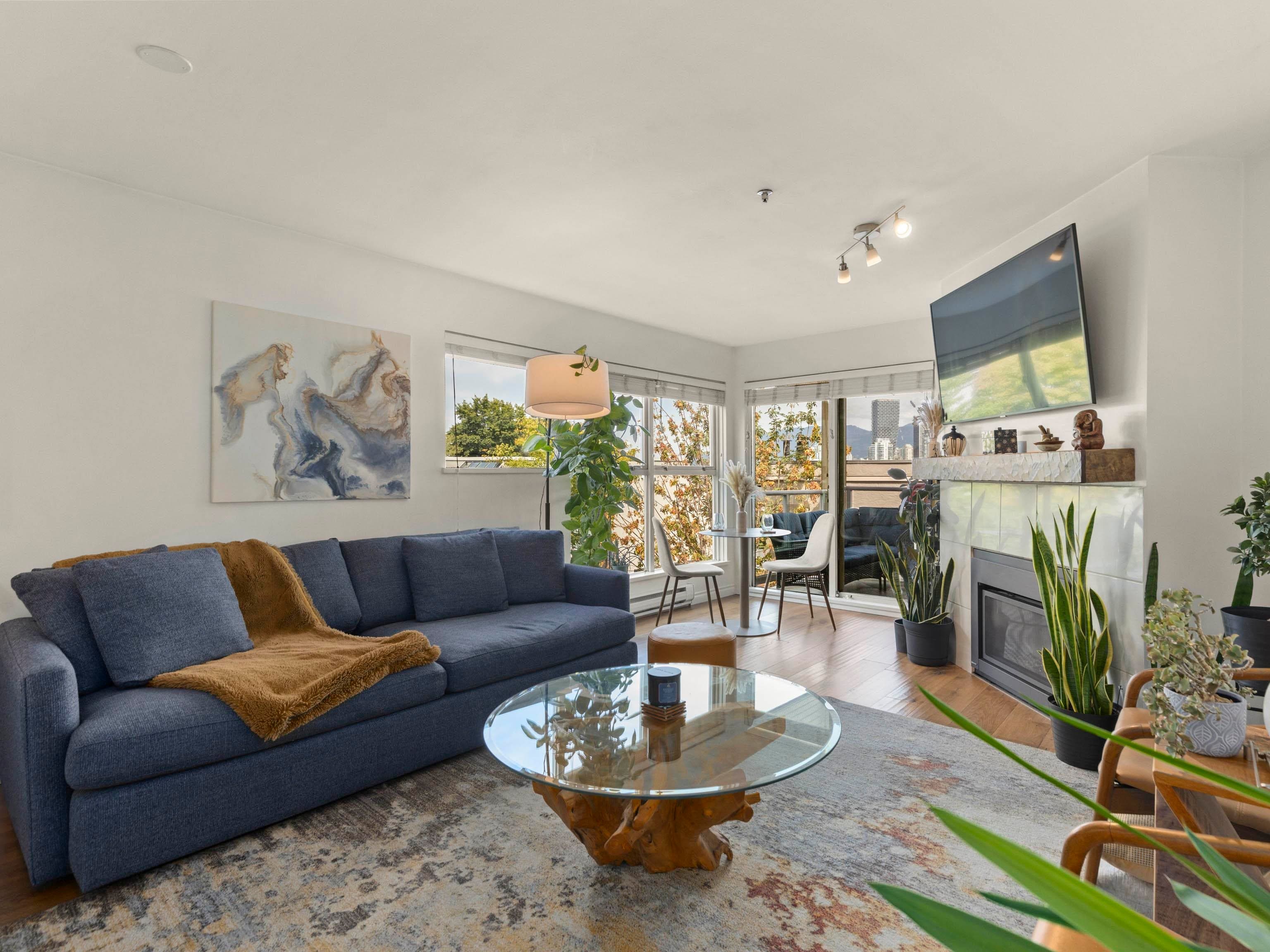 105 - 933 W 8th Avenue, Vancouver