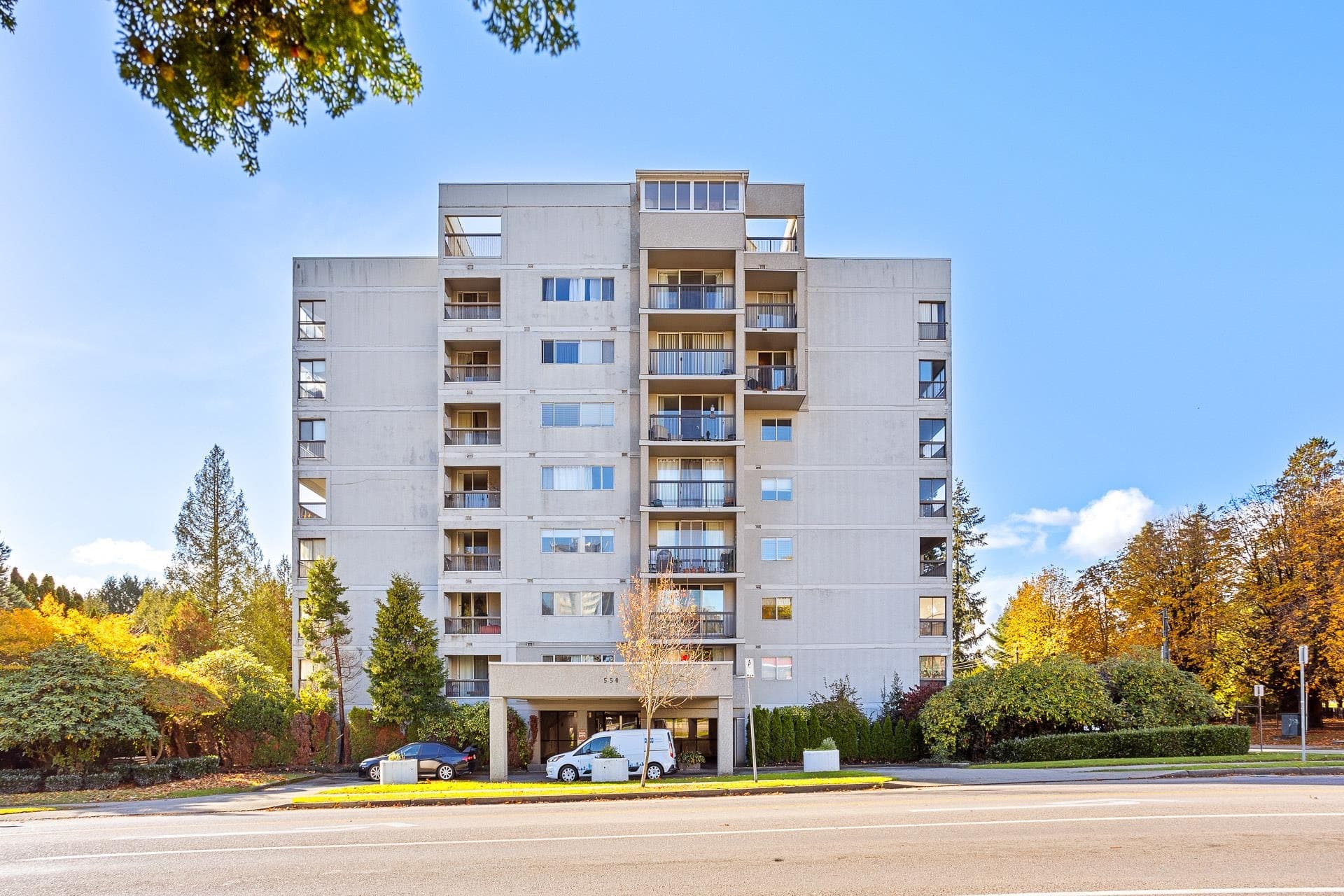902 - 550 Eighth Street, New Westminster