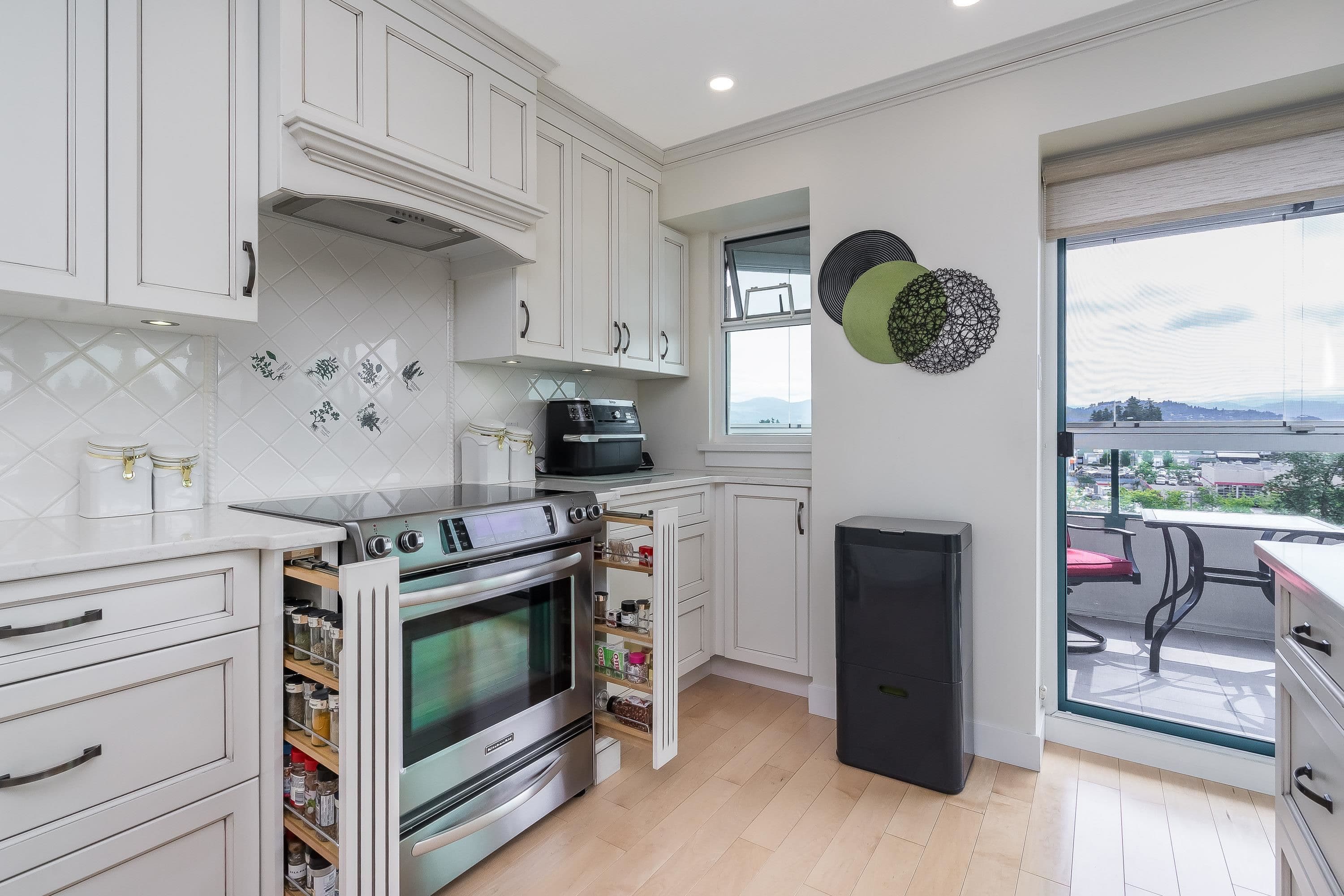 704 - 32440 Simon Avenue, Abbotsford, V2T 5R3 — photo 4