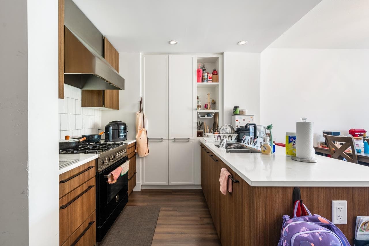 205 - 6933 Cambie Street, Vancouver, V6P 0J1 — photo 3