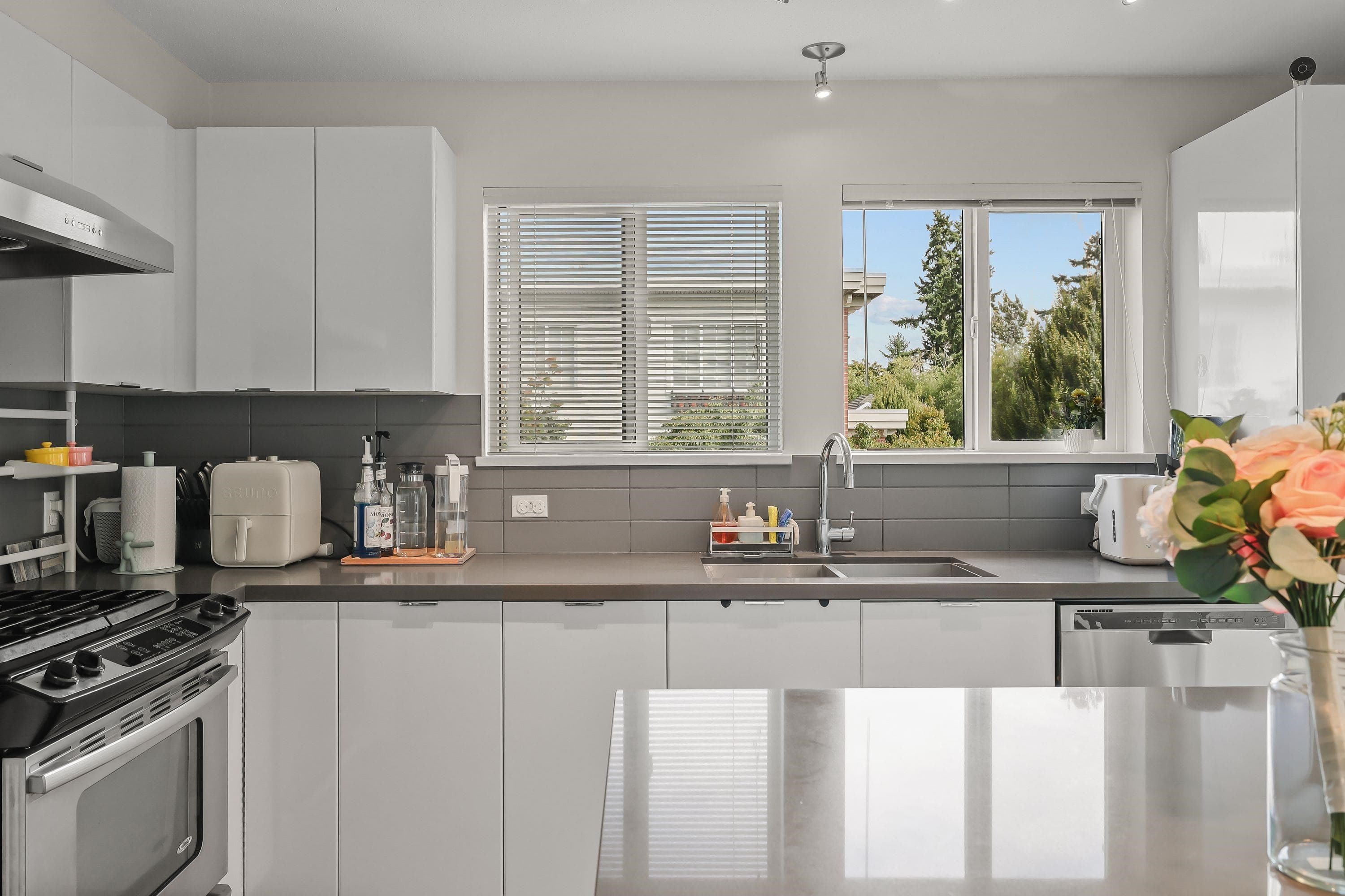 202 - 3323 151 Street, Surrey, V3Z 0L3 — photo 5