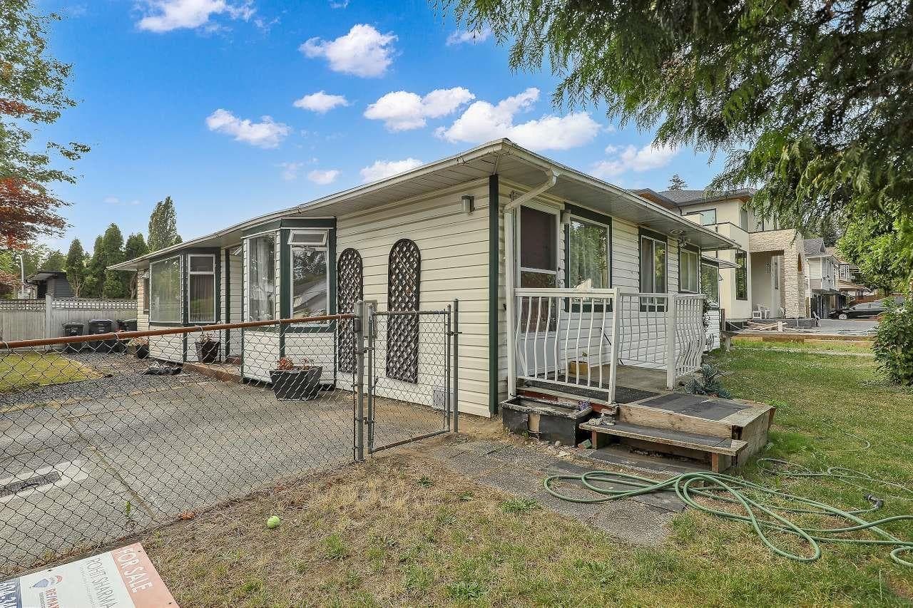 14187 66a Avenue, Surrey, V3W 9N7 — photo 3