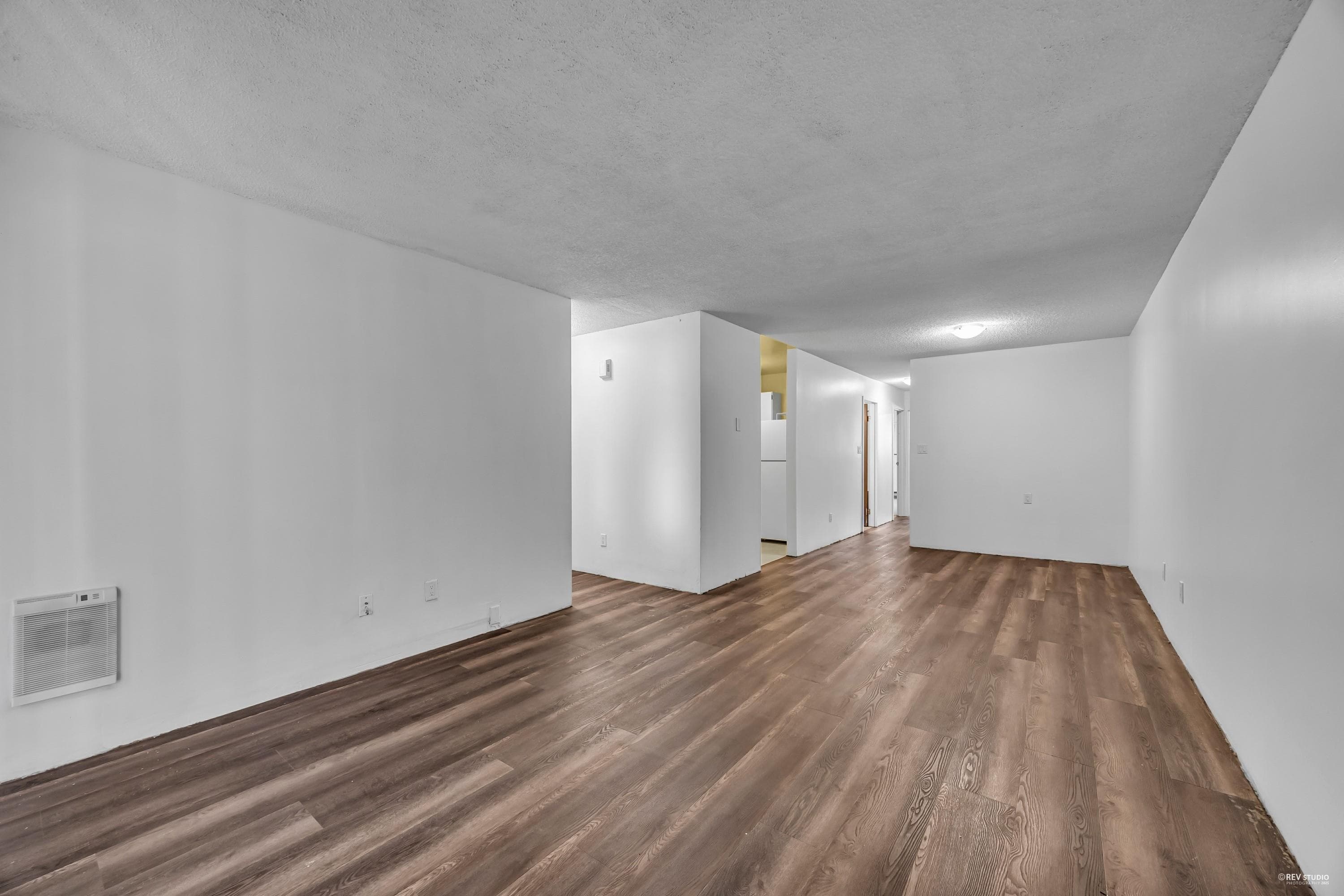 10580 Holly Park Lane, Surrey, V3R 6X9 — photo 3