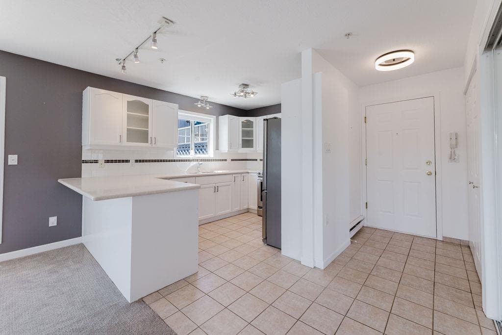 6 - 291 Periwinkle Lane, Gibsons, V0N 1V0 — photo 3