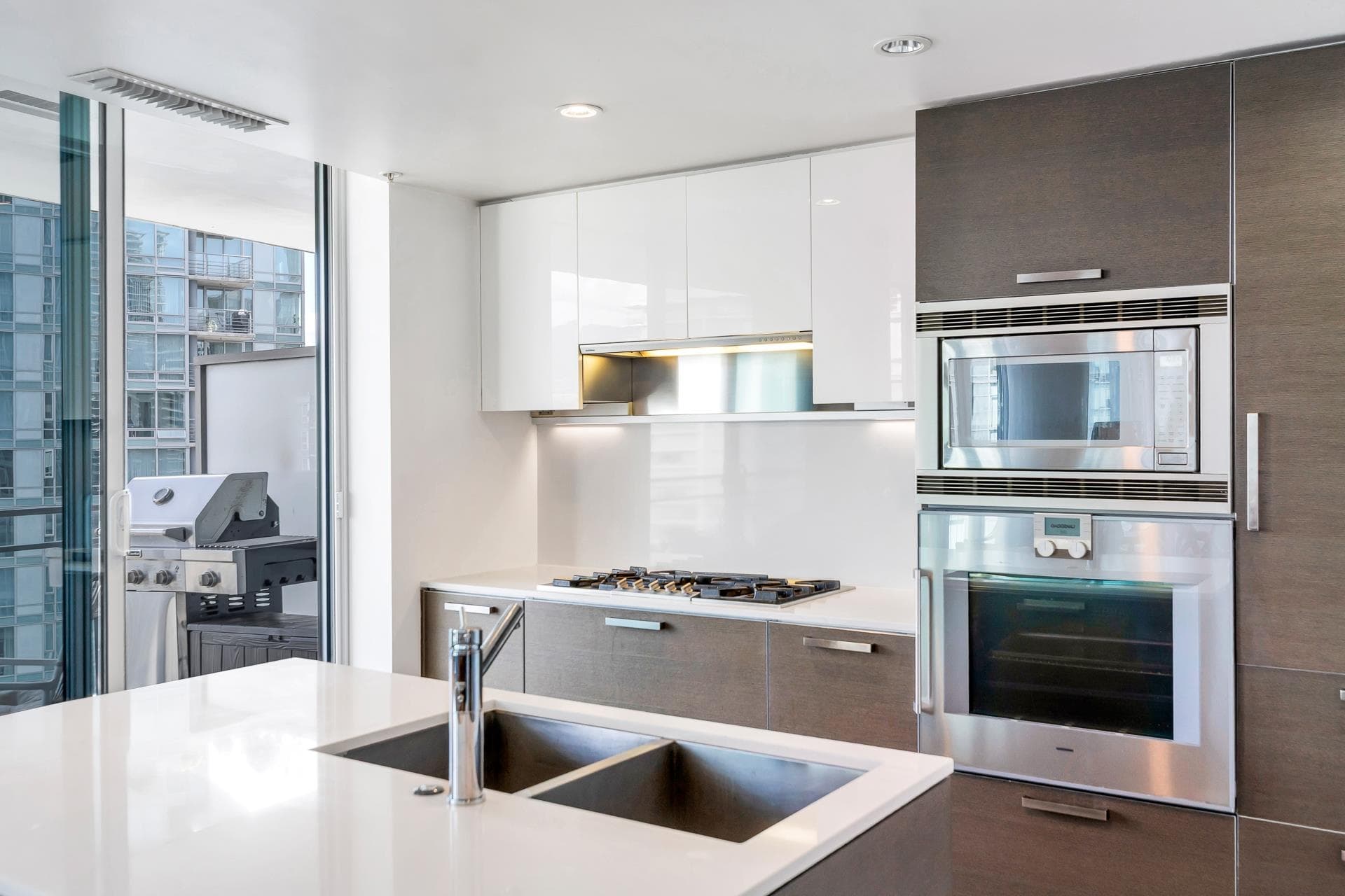 1601 - 1499 W Pender Street, Vancouver, V6G 0A7 — photo 5