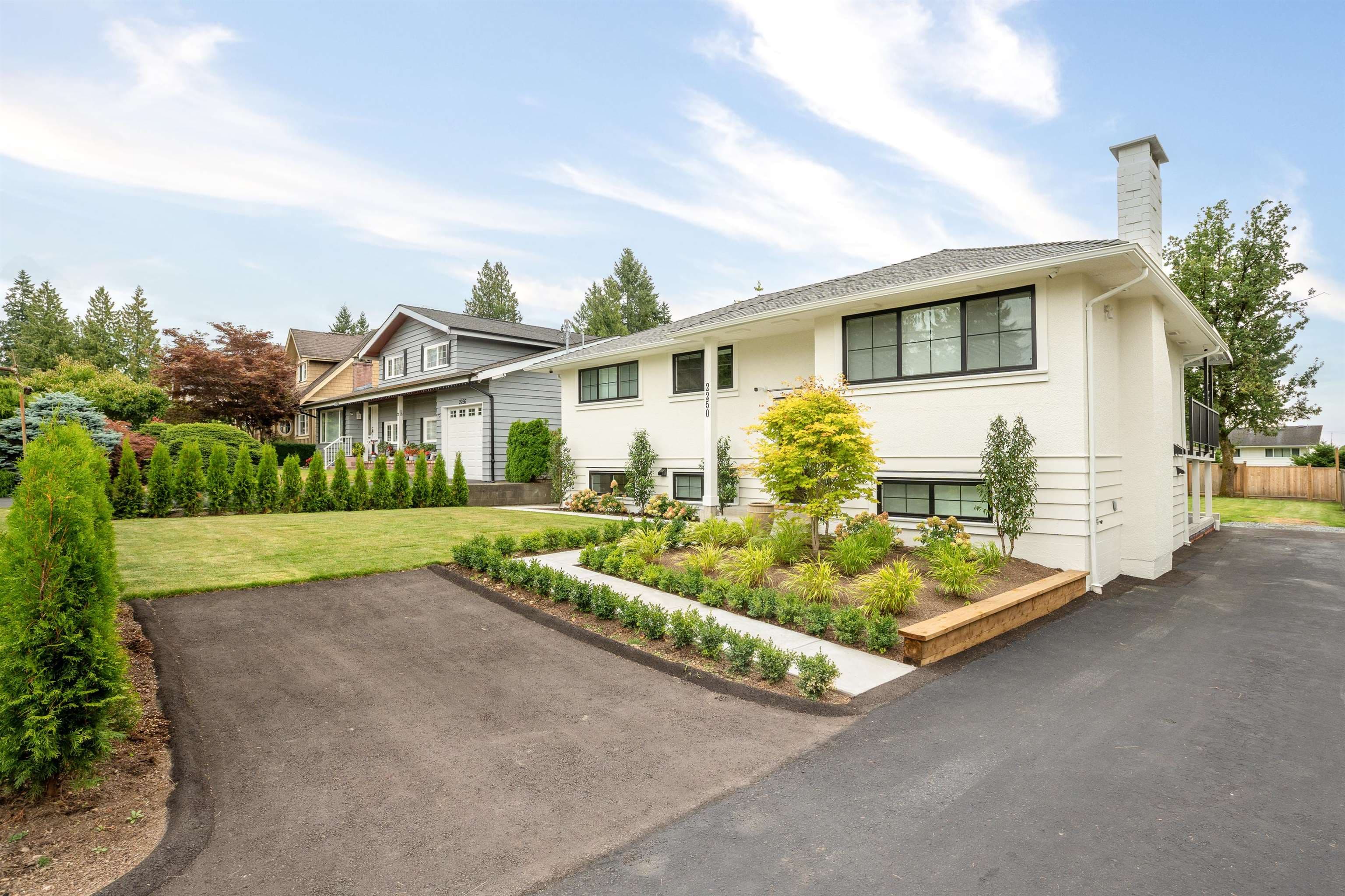 2250 Gale Avenue, Coquitlam, V3K 2Y8 — photo 2