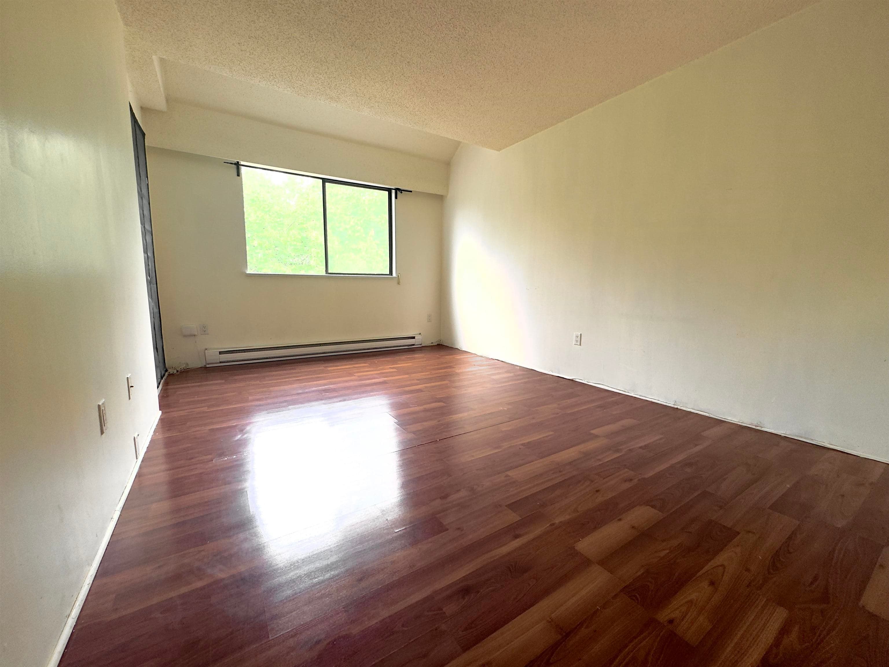 322 - 8120 Colonial Drive, Richmond, V7C 4V2 — photo 2