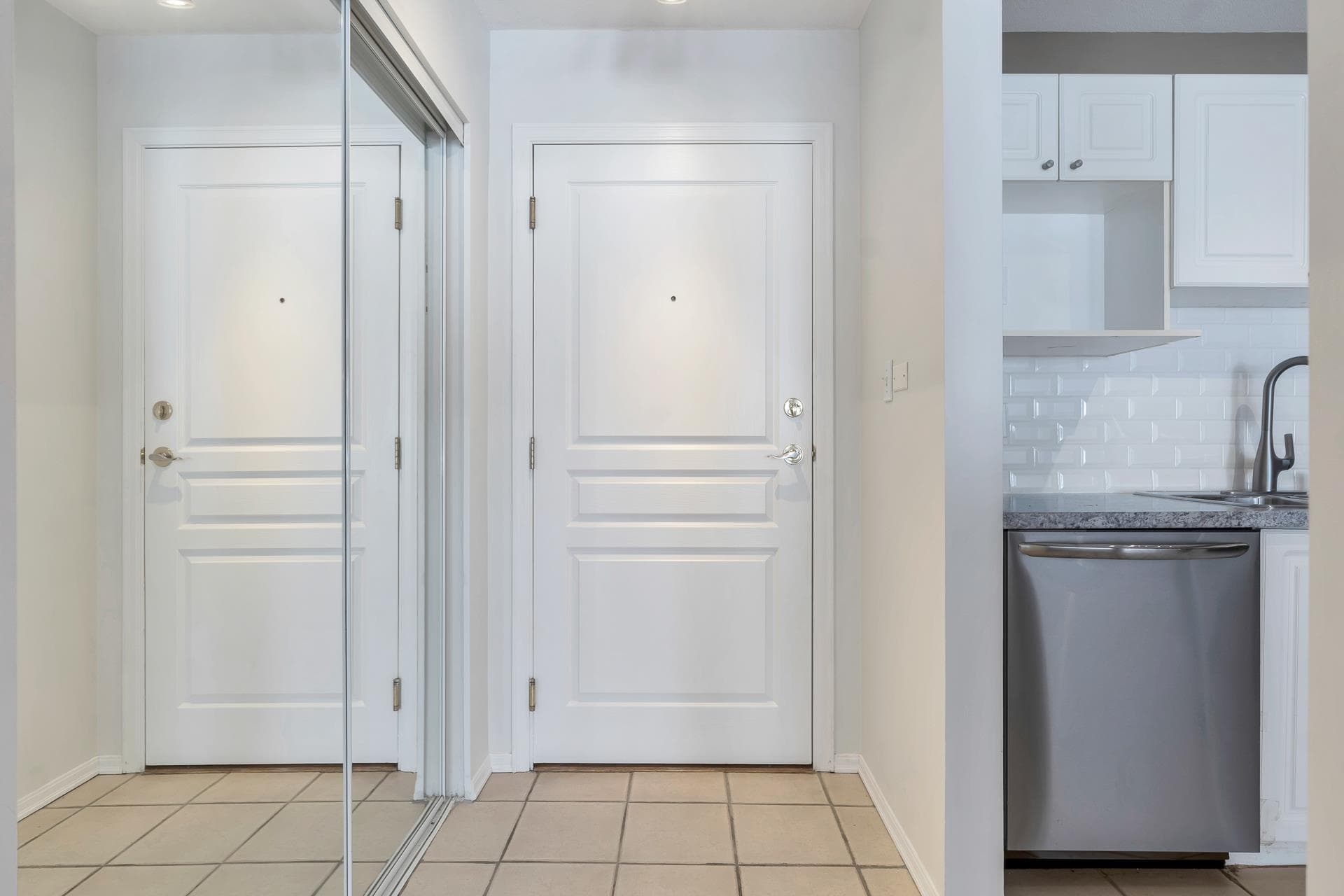 201 - 13955 Laurel Drive, Surrey, V3T 1A8 — photo 2