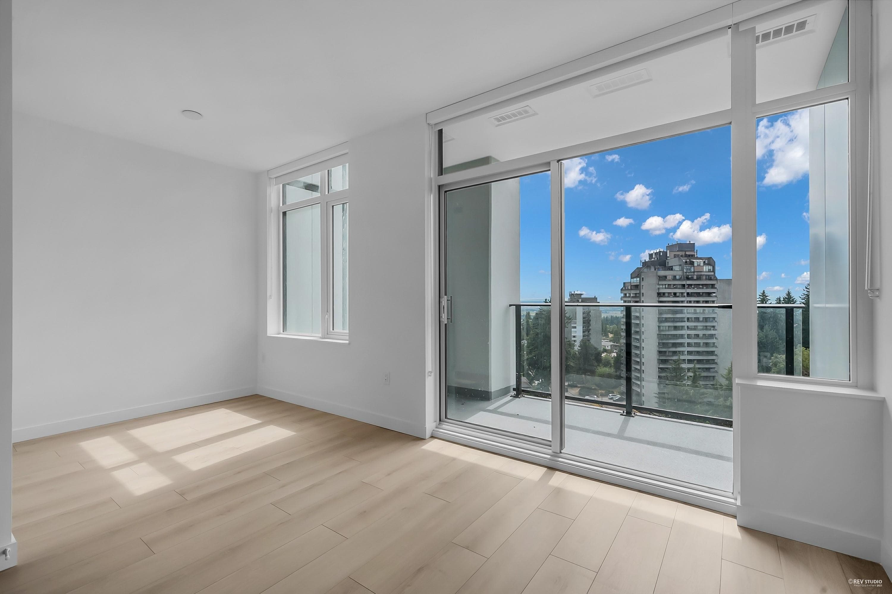 1203 - 6468 Willingdon Avenue, Burnaby, V5H 0L3 — photo 4