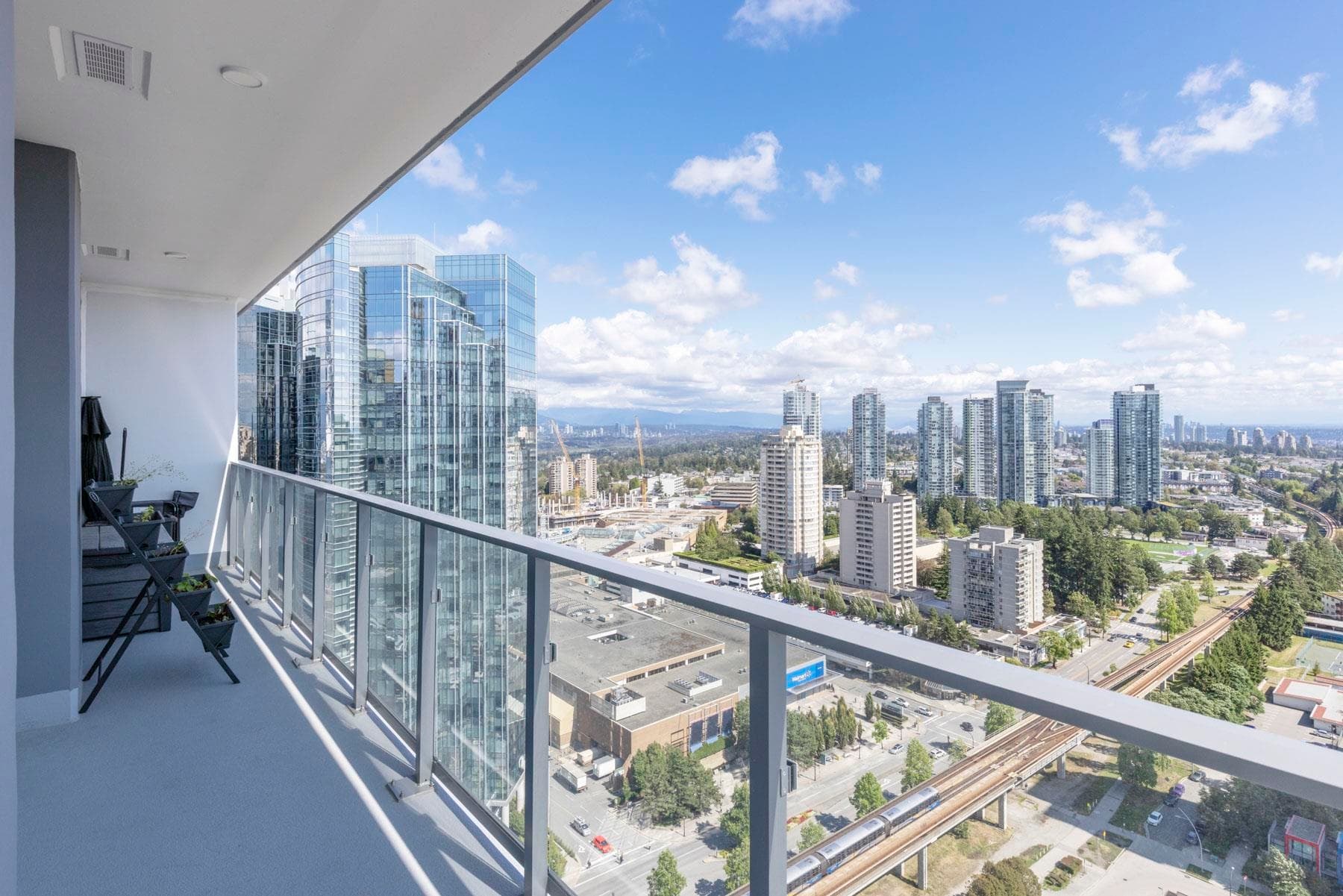 2504 - 6511 Sussex Avenue, Burnaby, V5H 0K5 — photo 2