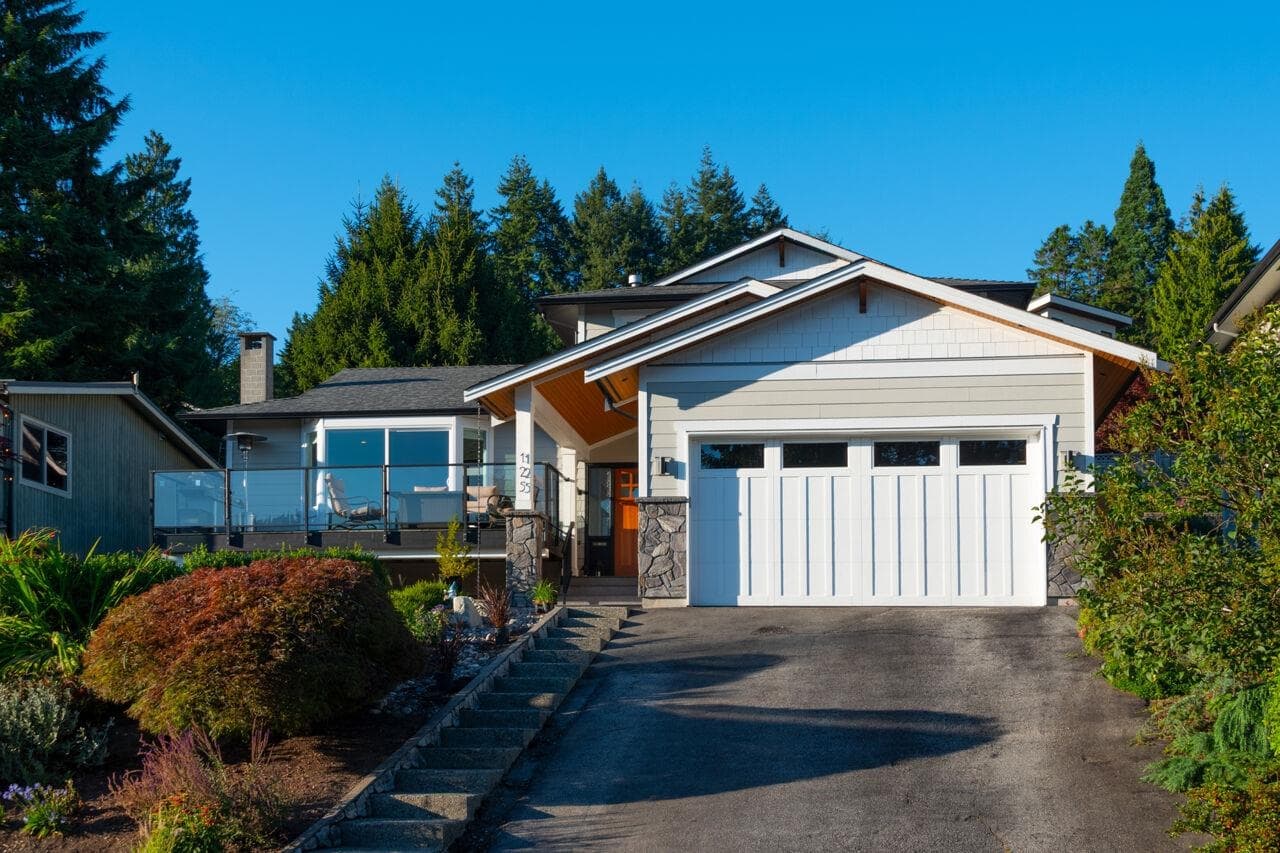 125 April Road, Port Moody, V3H 3M4 — photo 2