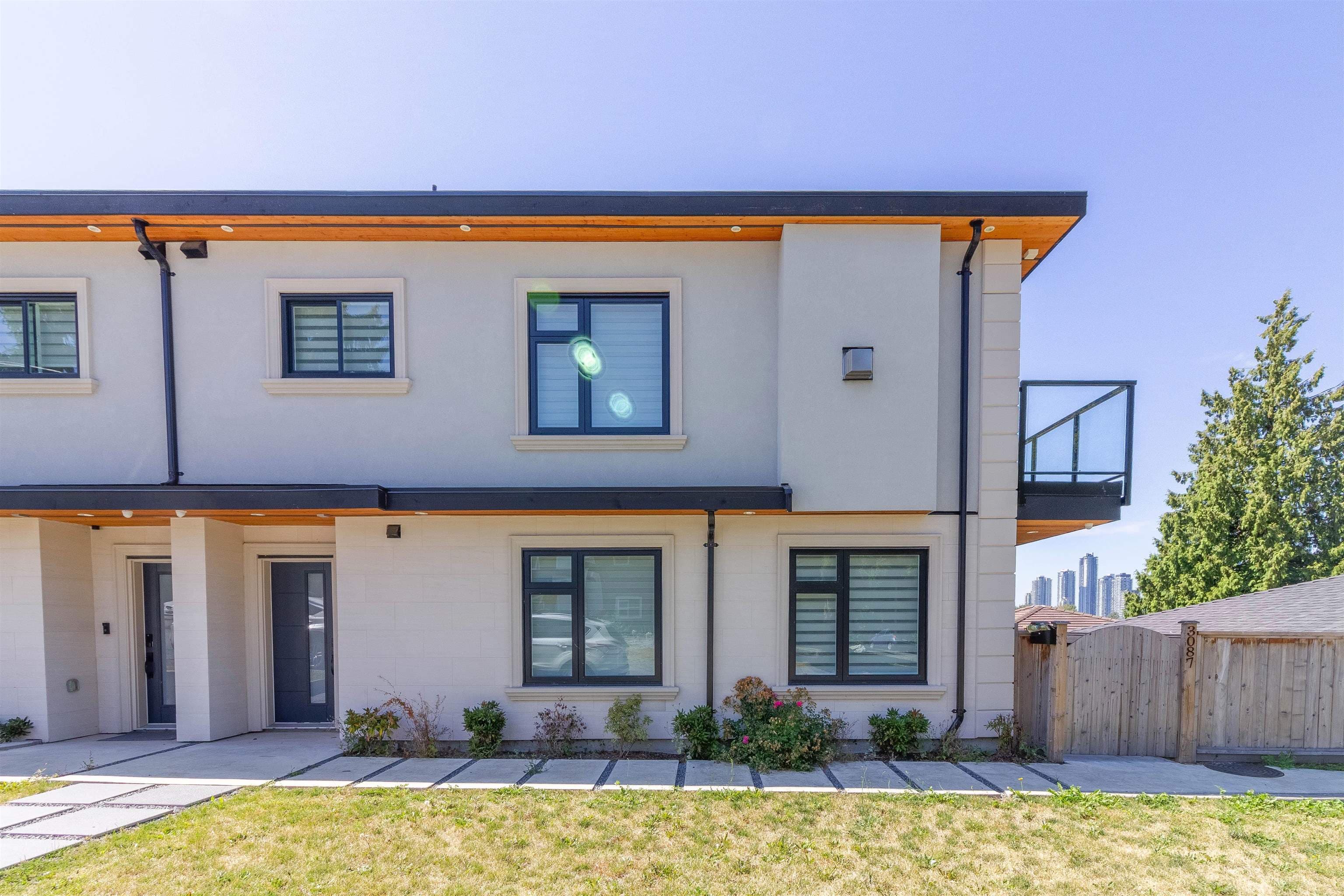 3087 Royal Oak Avenue, Burnaby