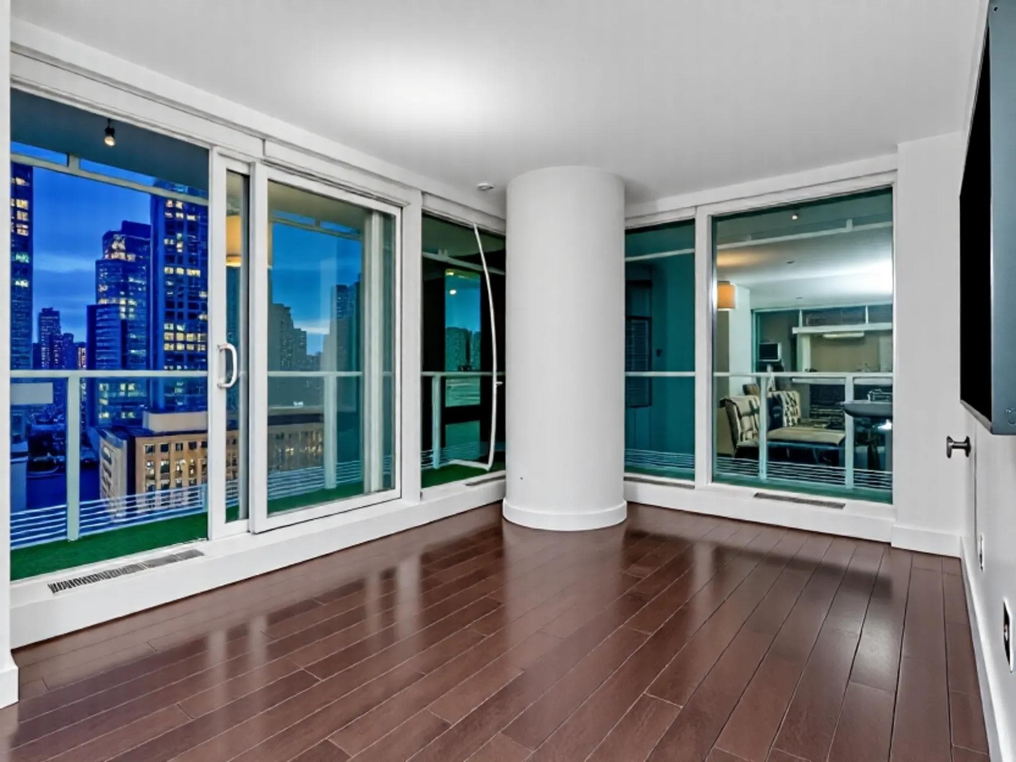 1001 - 777 Richards Street, Vancouver, V6B 0M6 — photo 2