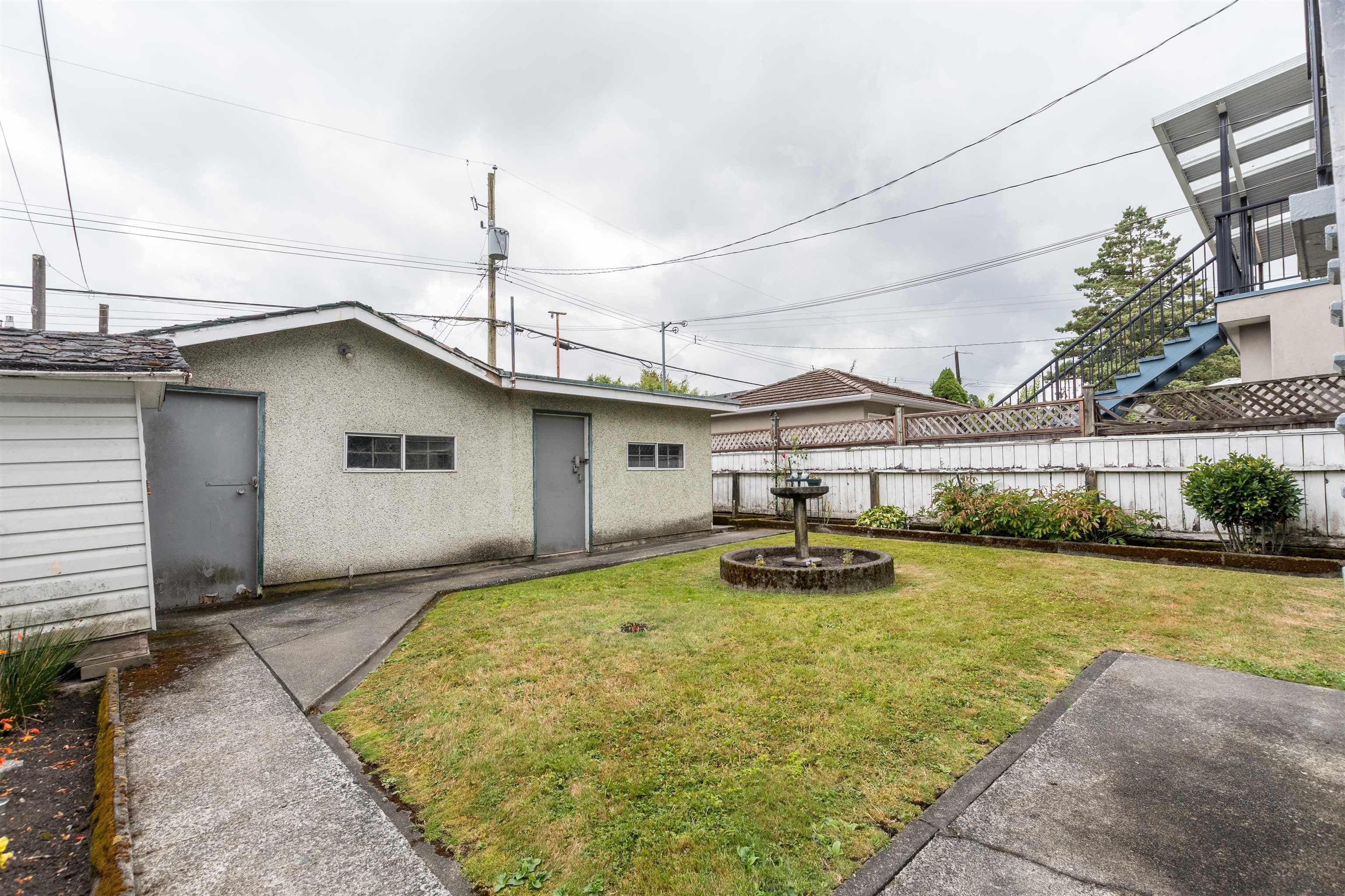 2236 Kitchener Street, Vancouver, V5L 2X2 — photo 5