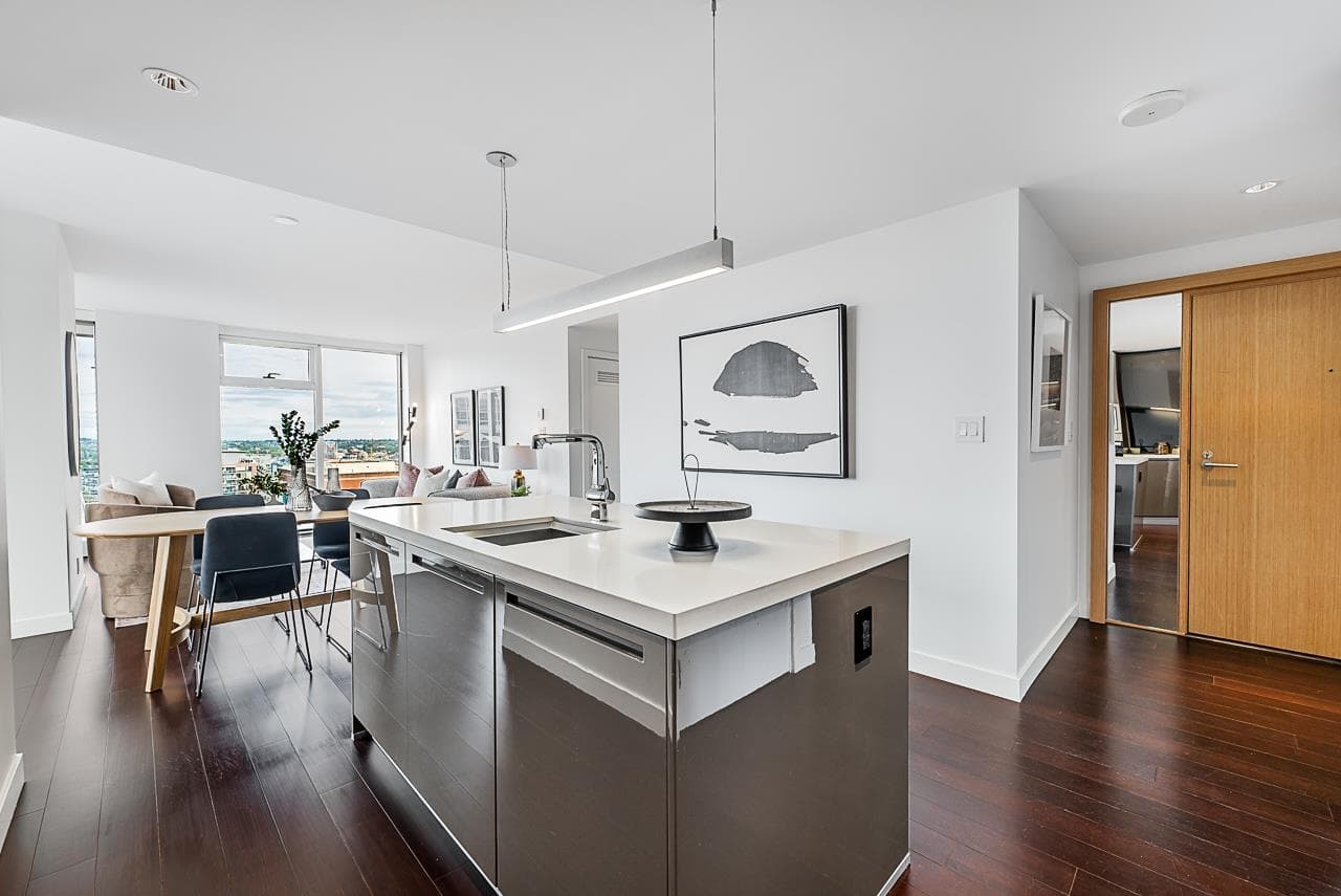 3309 - 777 Richards Street, Vancouver, V6B 0M6 — photo 4