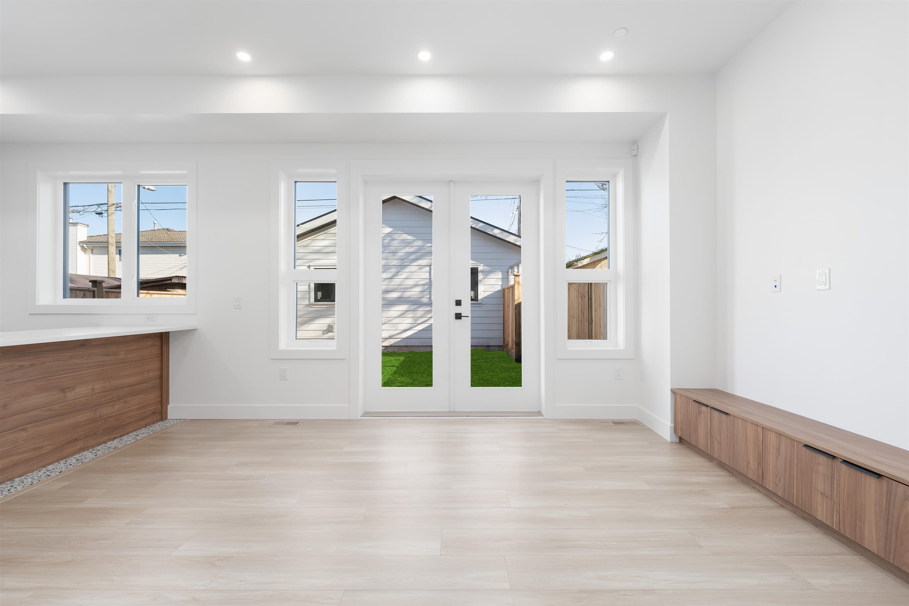 4014 Rupert Street, Vancouver, V5R 2H3 — photo 2