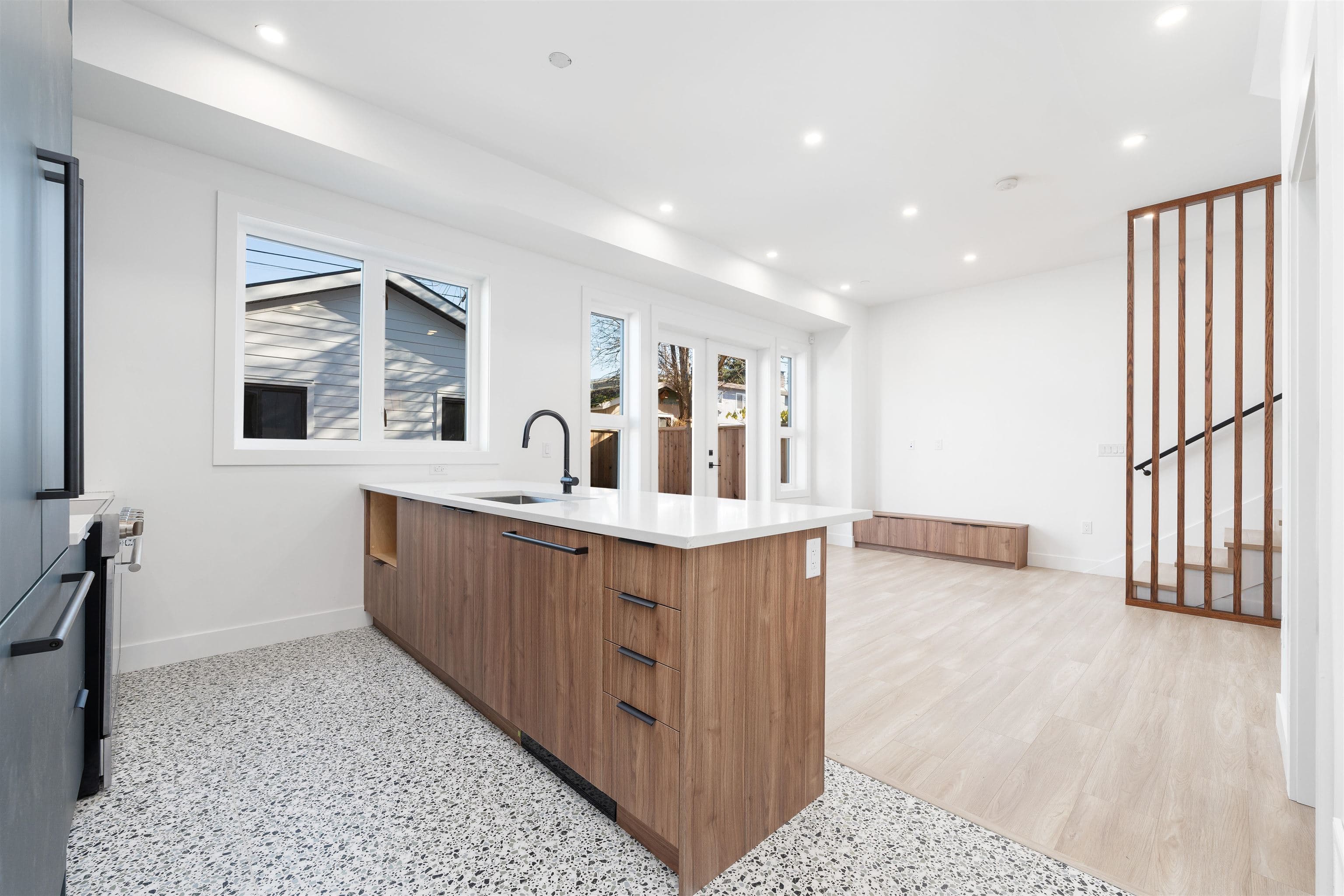 4014 Rupert Street, Vancouver, V5R 2H3 — photo 5