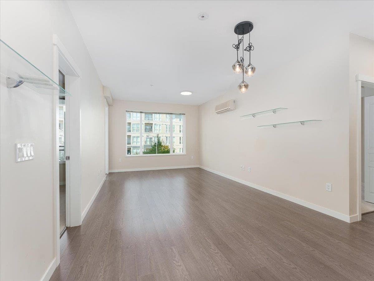 301 - 9388 Mckim Way, Richmond, V6X 0J7 — photo 3
